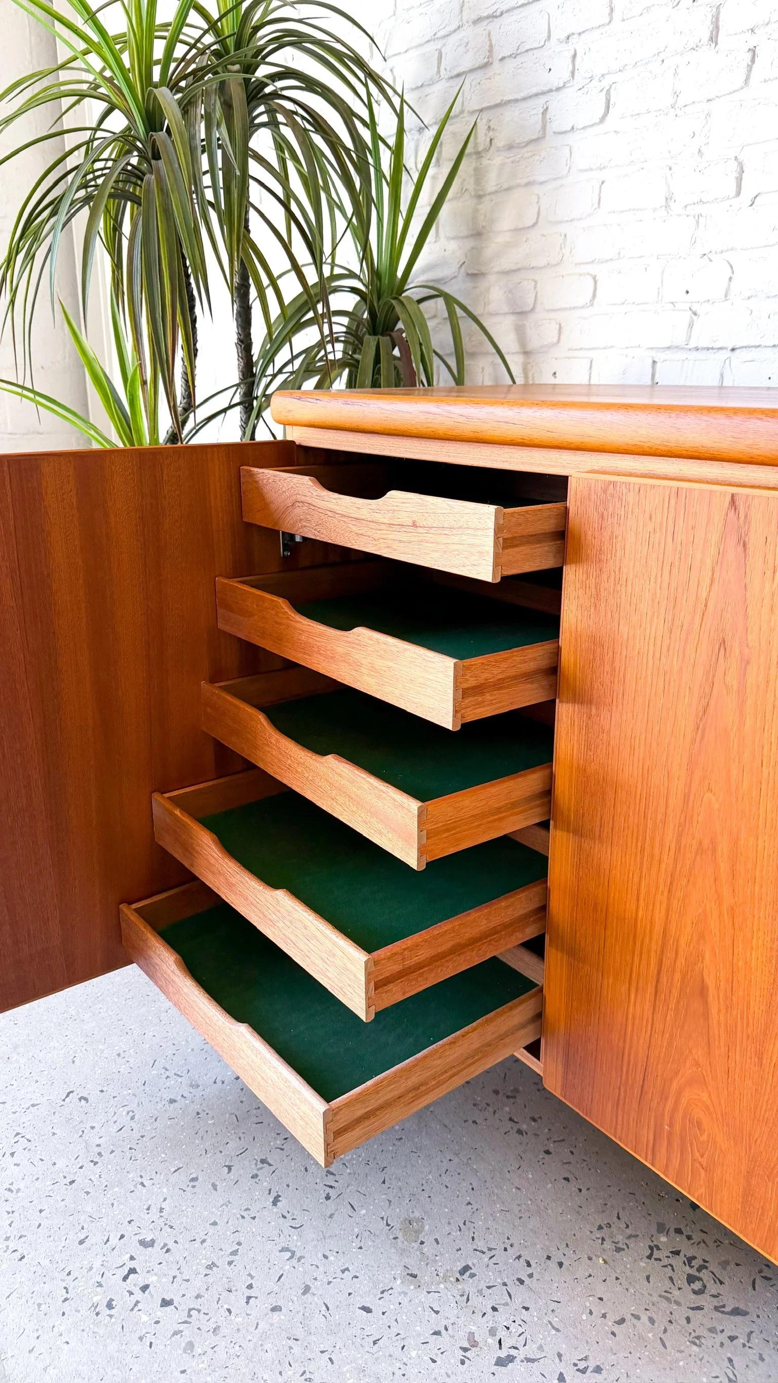 Danish modern teak server credenza10.jpg