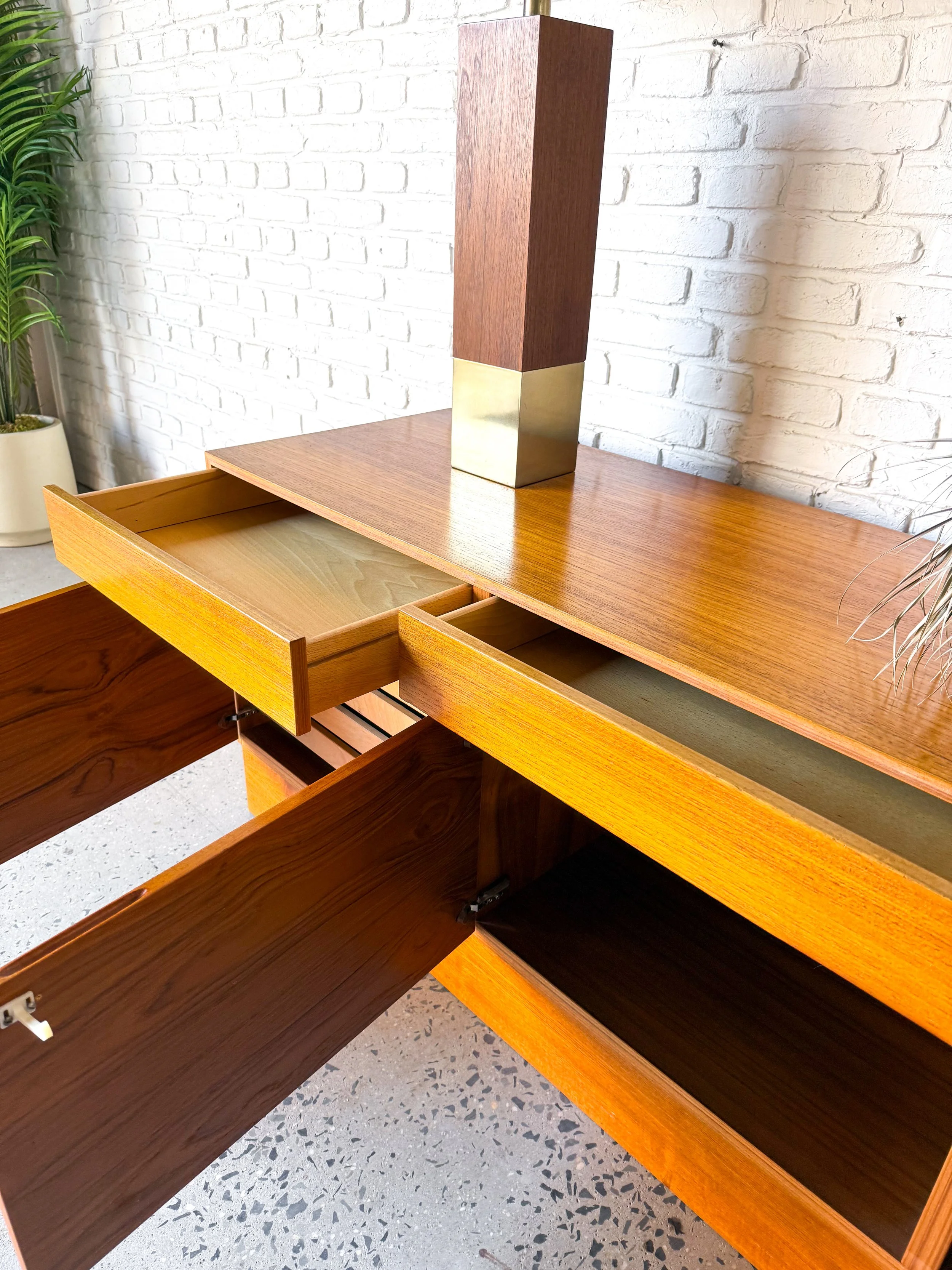 1970s XL Danish Teak Credenza Media Cabinet10.JPG