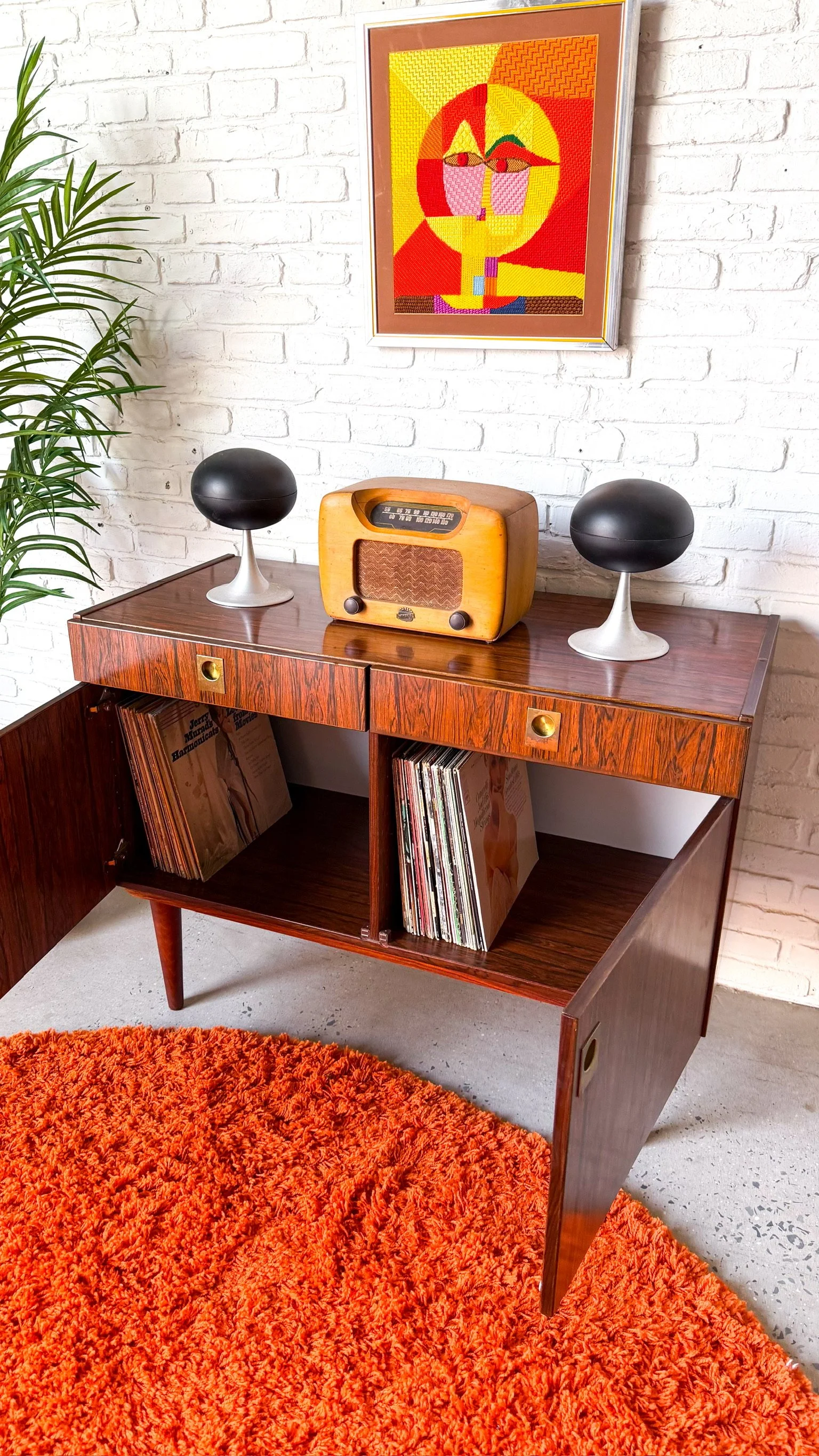 AEJM Mobler Danish Modern Rosewood Credenza9.jpg