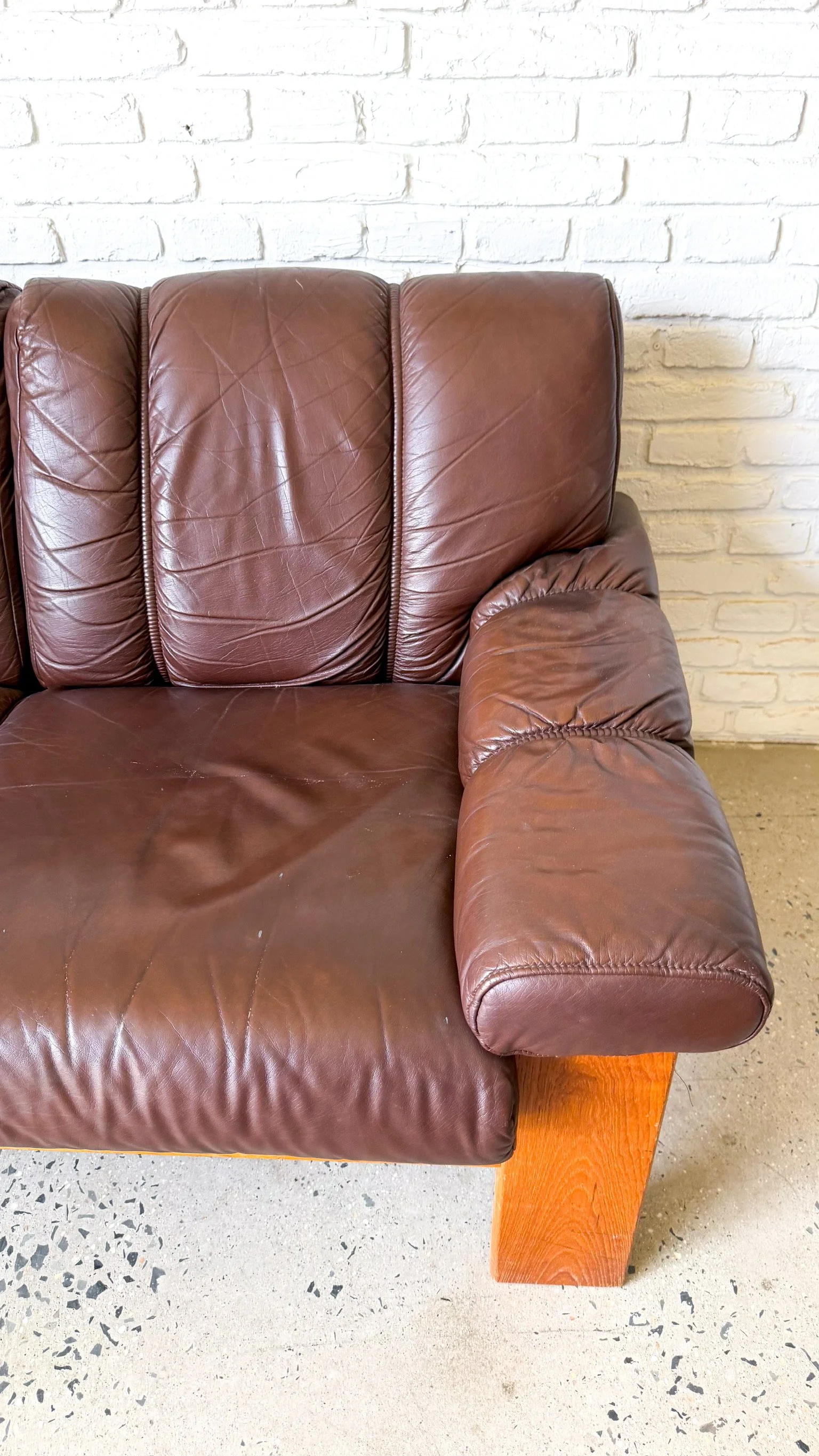 Danish Teak Leather Sofa10.jpg