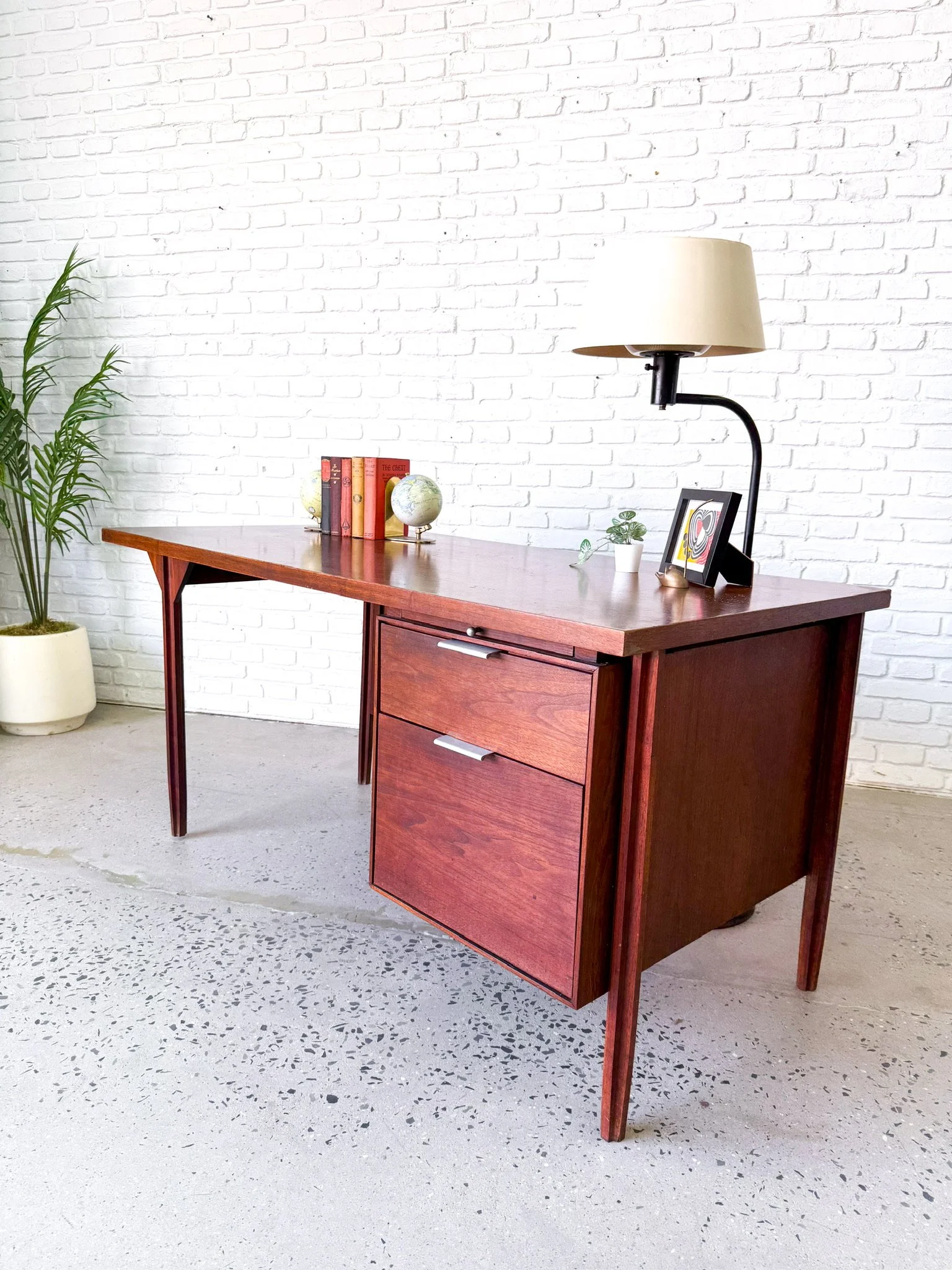 1960s Walnut Desk by John Stuart13.JPG