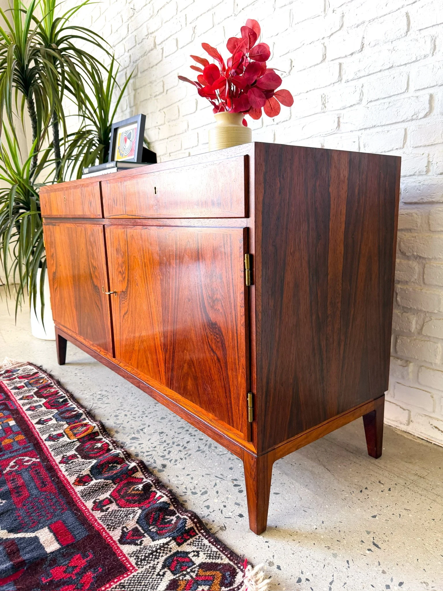 Omann Jun Model 5 Danish Rosewood Cabinet circa 1960s19.jpg
