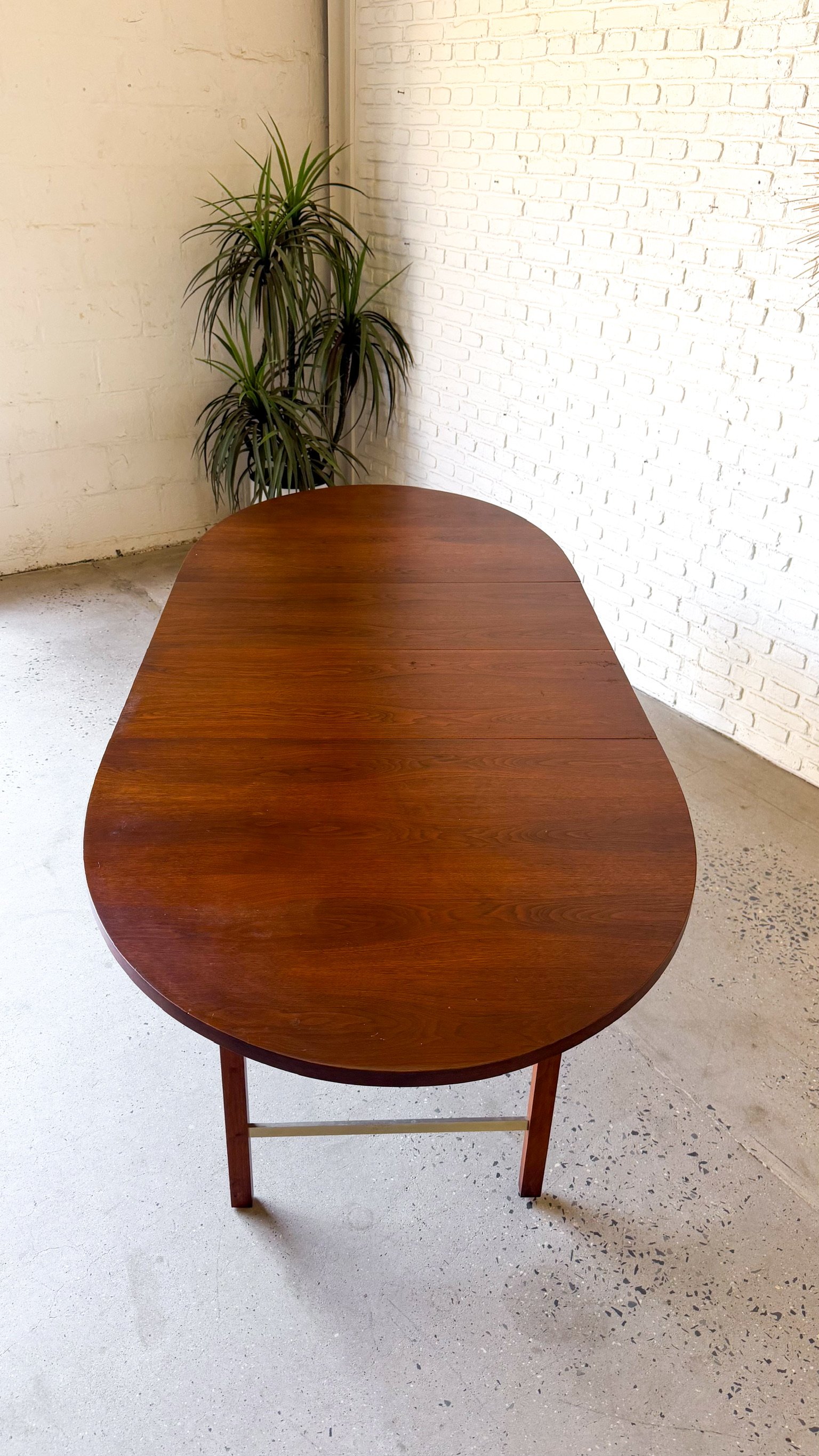 Paul McCobb Walnut Dining Table4.jpg