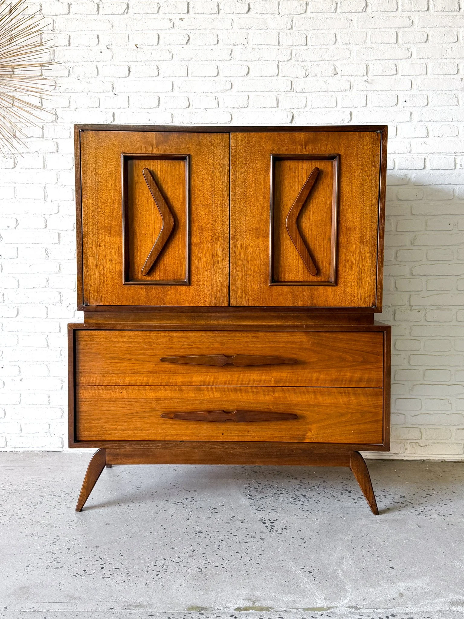 4 piece Walnut Bedroom Set Circa 1960s28.jpg