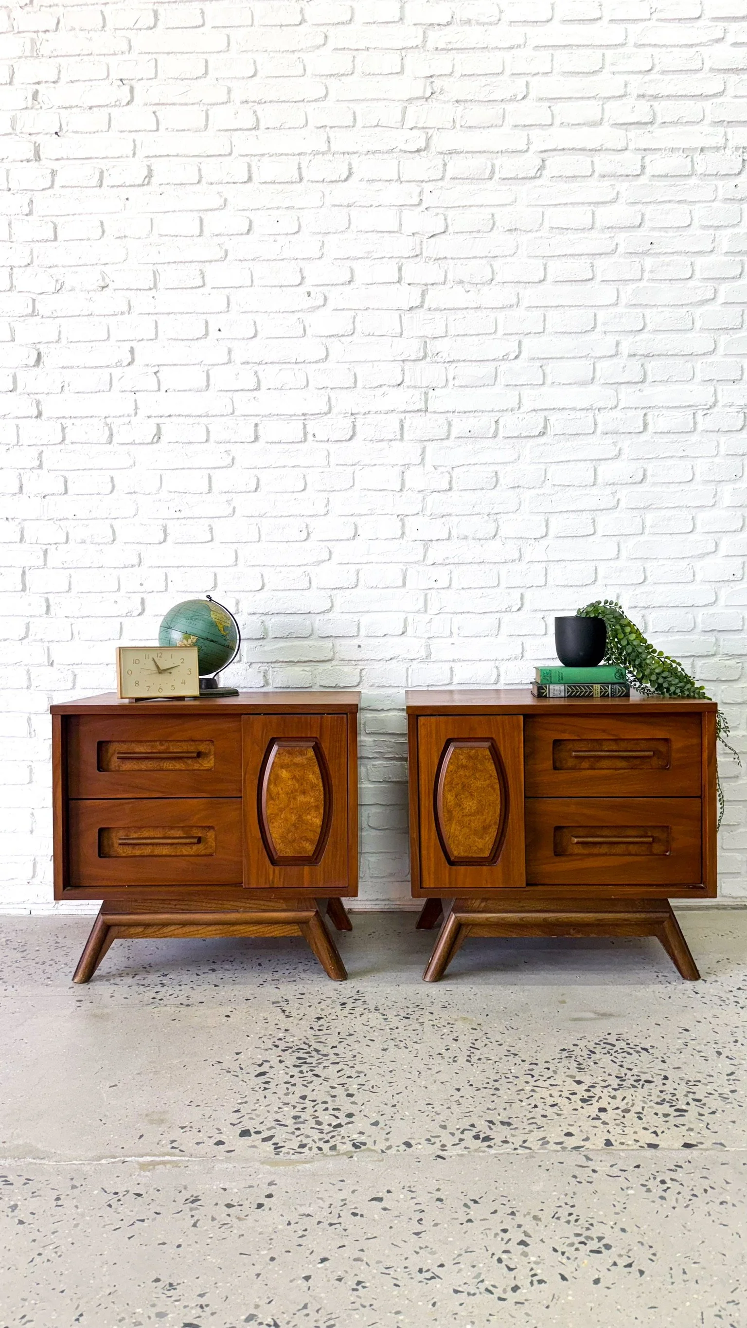 Young MFG Nightstands5.JPG