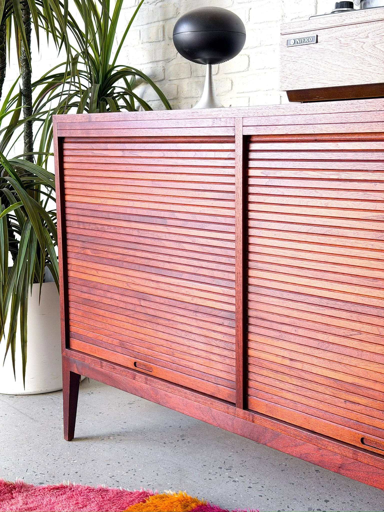 Oiled Walnut Credenza circa 1960s8.jpg