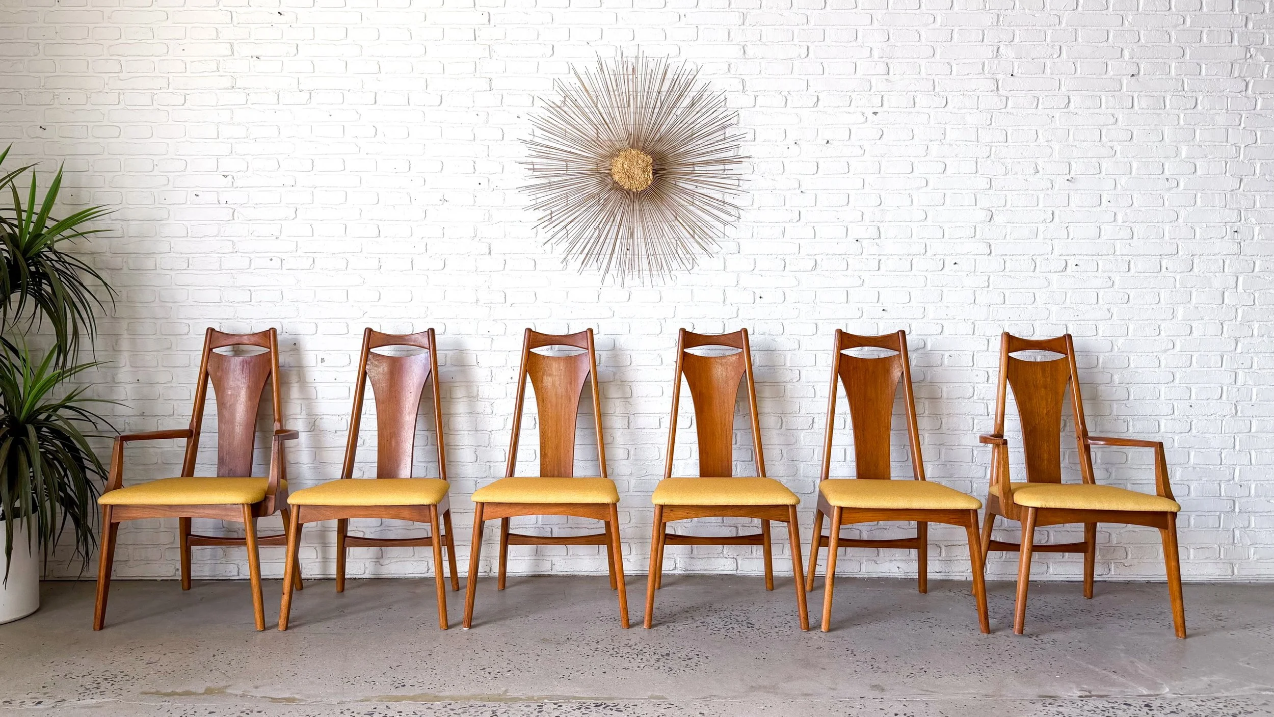 Young Manufacturing Dining Chairs Set of Six with New Upholstery1.jpg