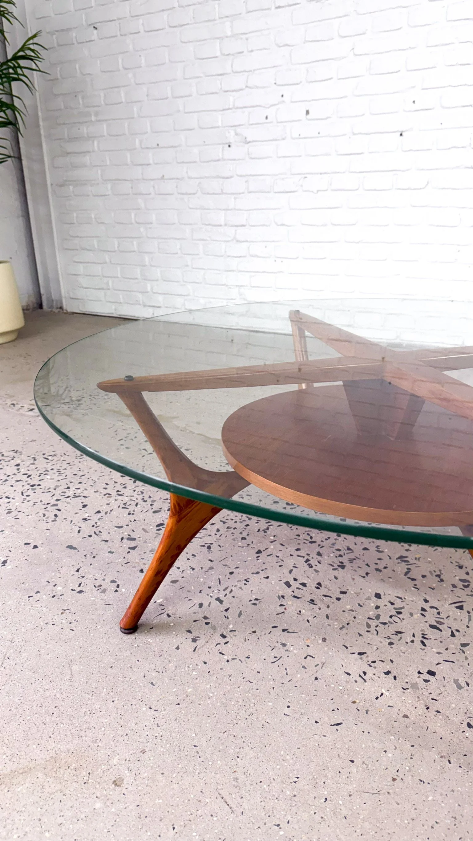 Scupted wood and glass mid century round coffee table7.jpg