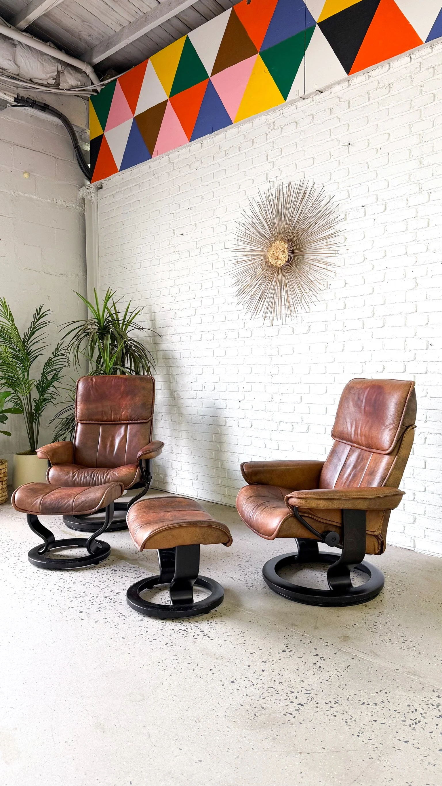 Ekornes Stressless Lounge Chair Pair6.jpg