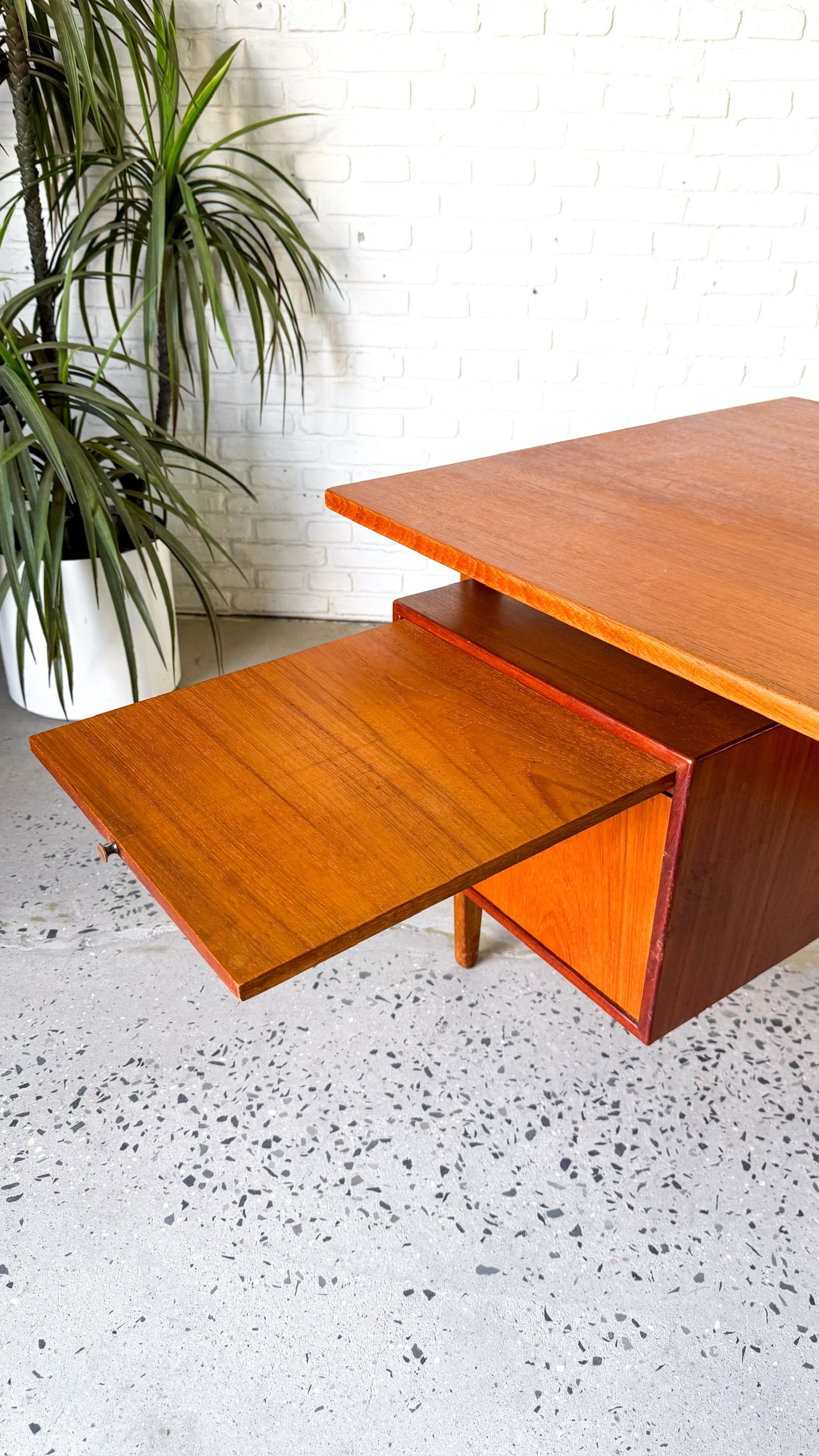 Danish Teak Floating Top Desk7.jpg