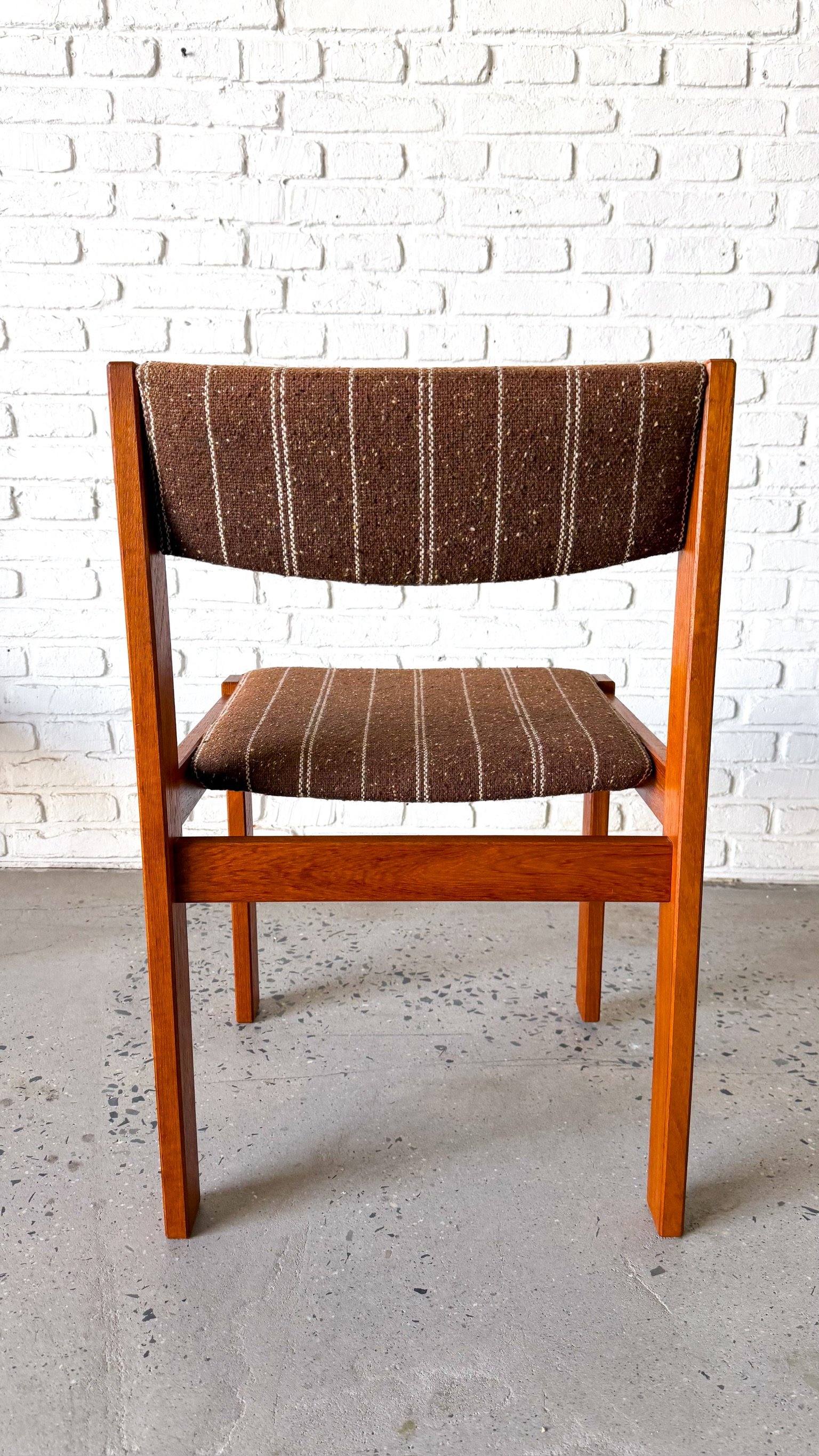 Tarm Sole Mobler Teak Dining Chairs circa 1960s, set of 613.jpg