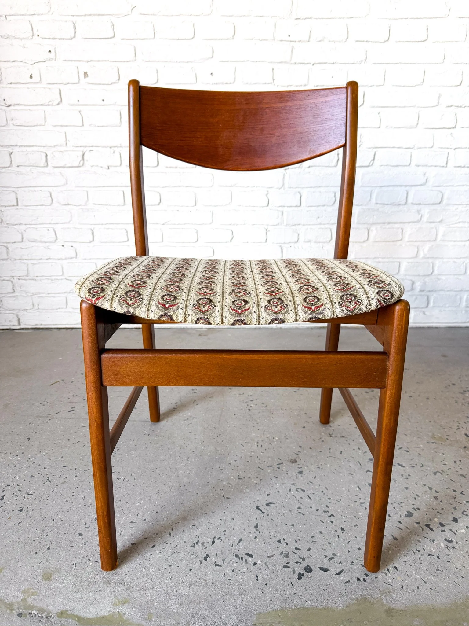 Danish Modern Teak Dining Chairs15.jpg