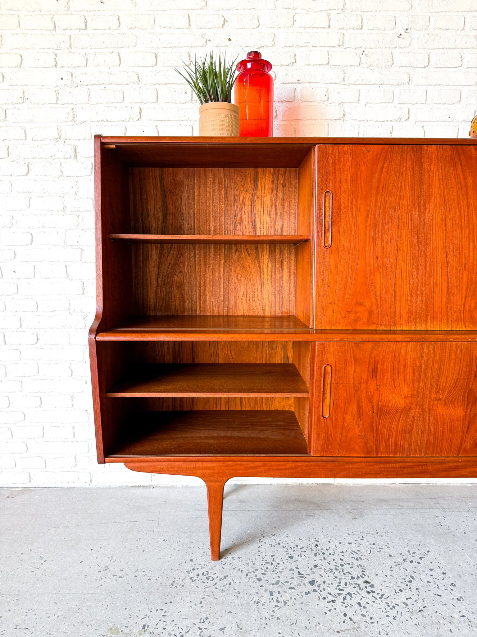 Danish Teak Highboard5.JPG
