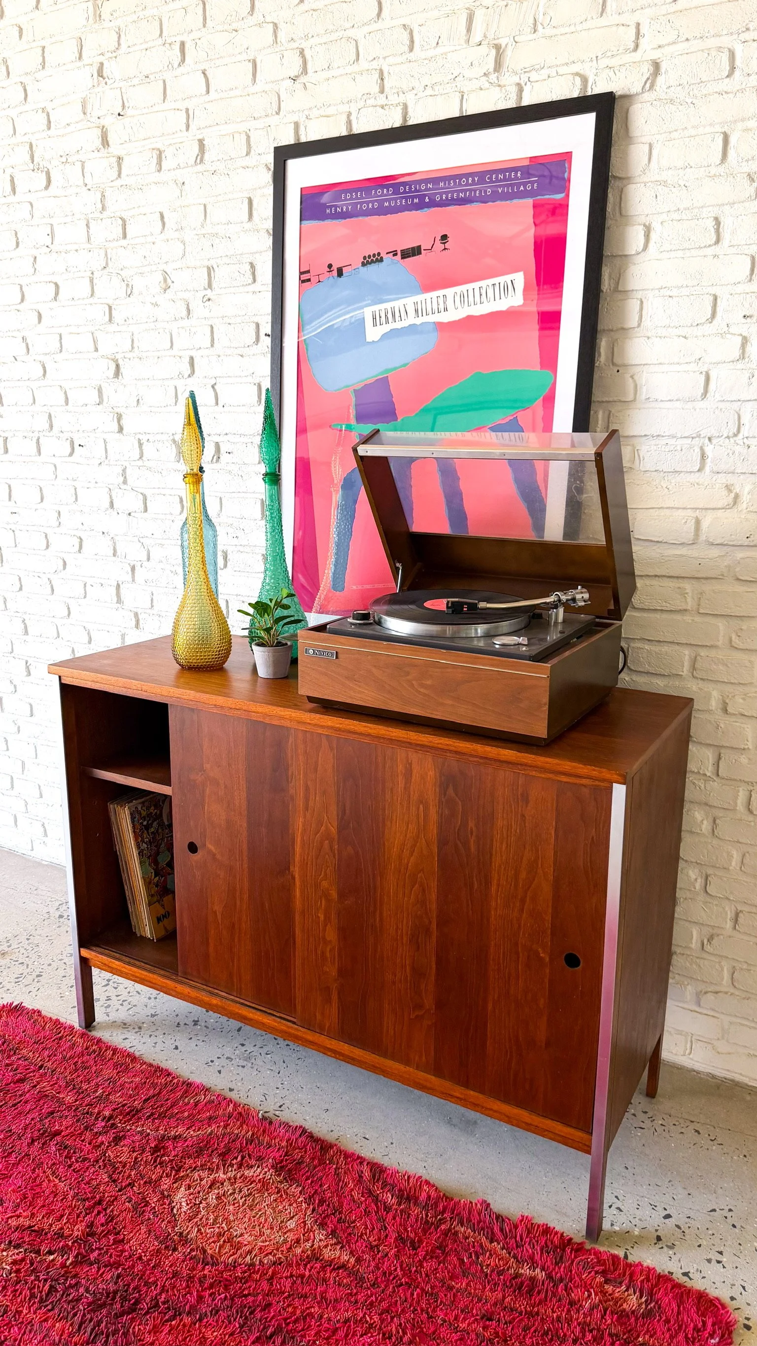Paul McCobb Linear Group Walnut Credenzas4.jpg