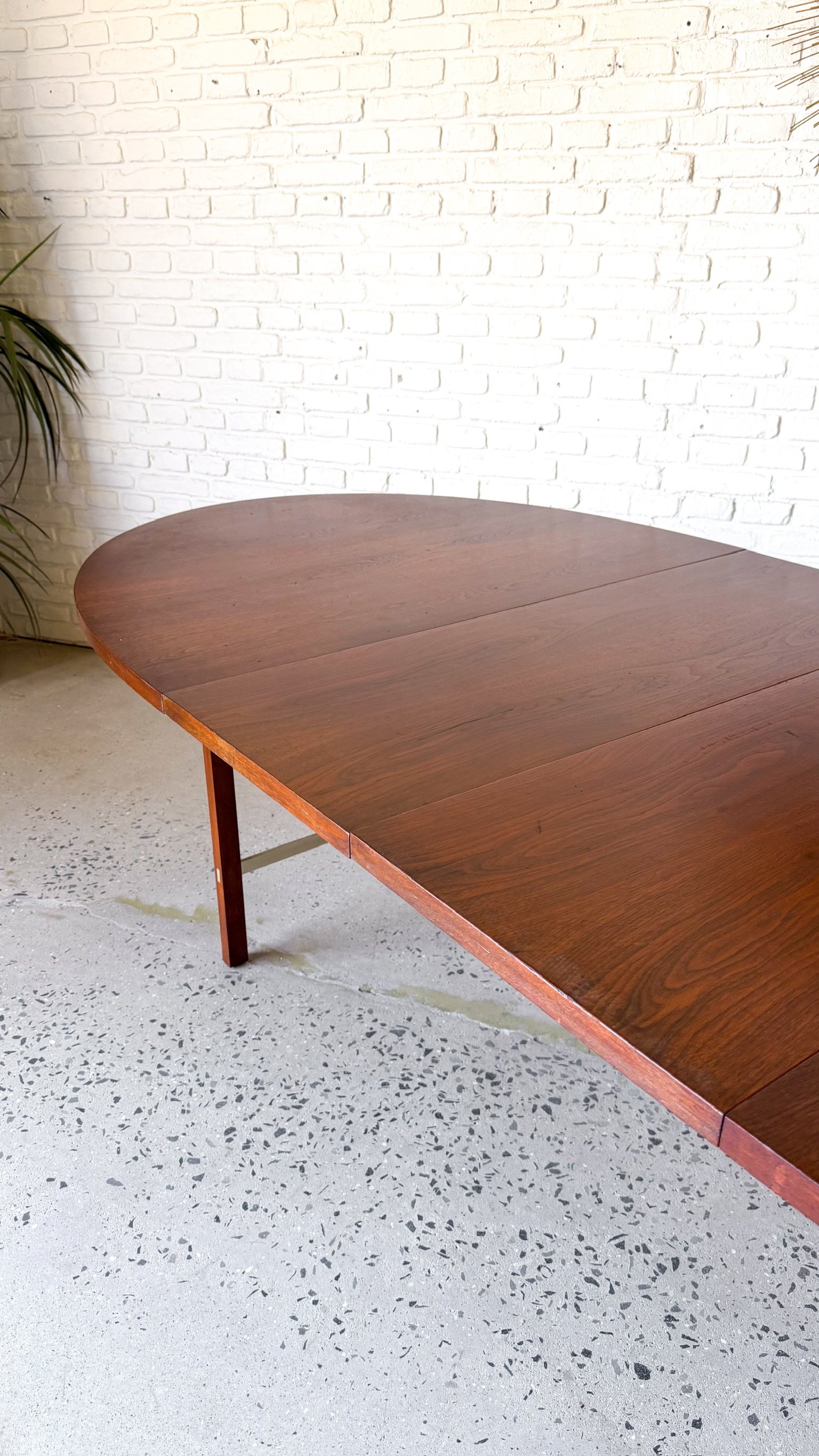 Paul McCobb Walnut Dining Table6.jpg