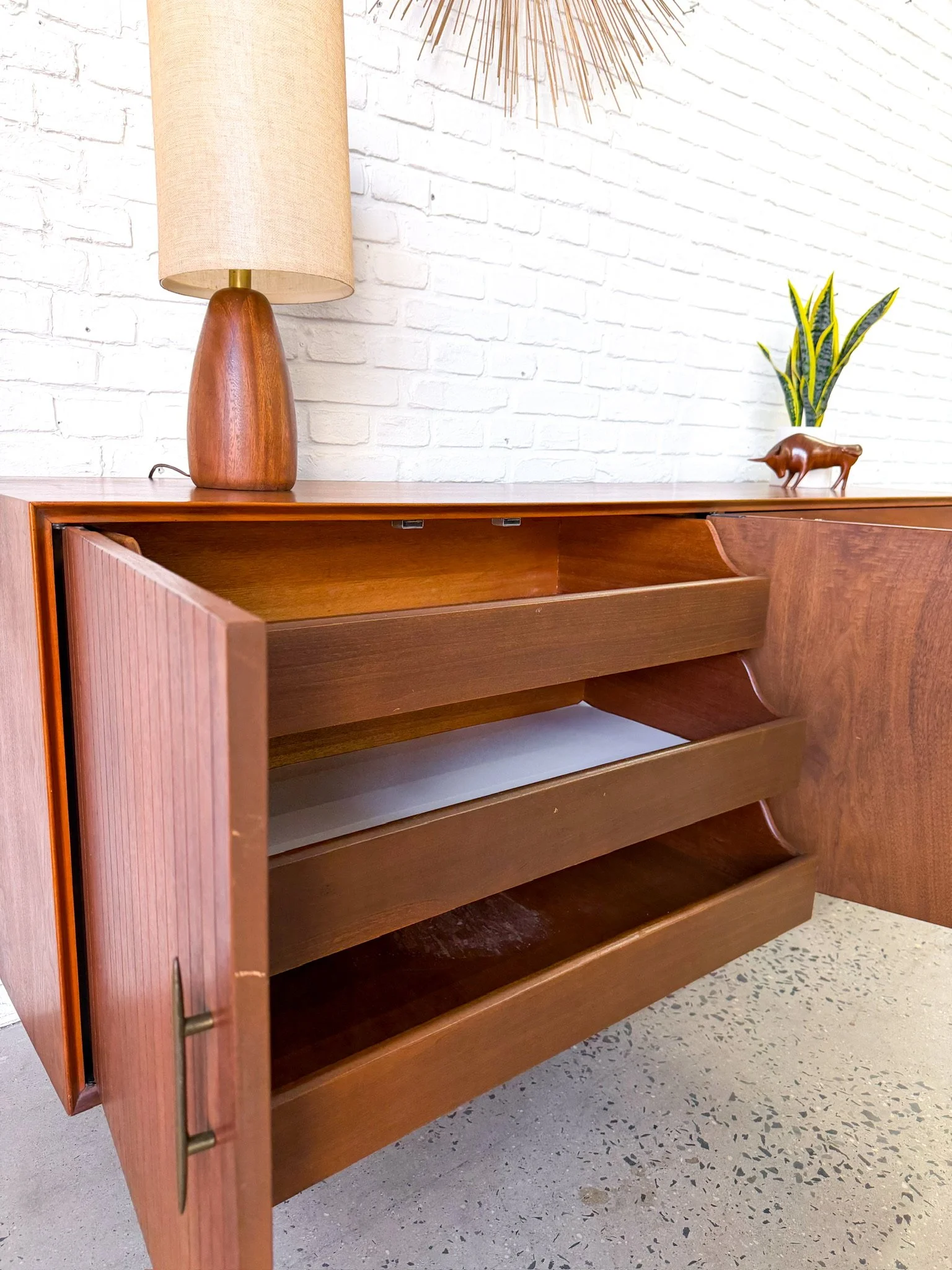 1960s Mid Century Modern Walnut Lowboy Dresser12.jpg