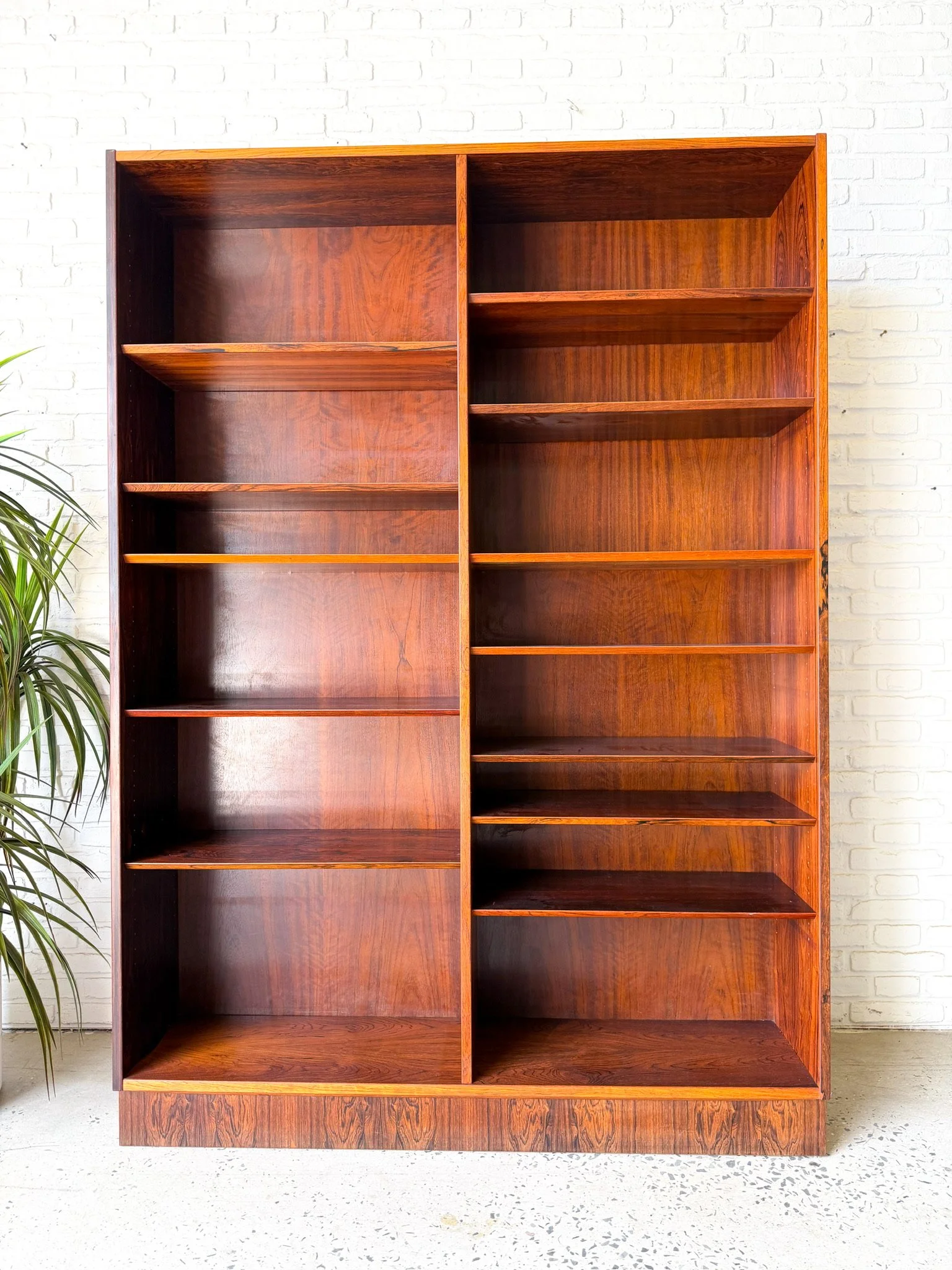 Danish Modern Rosewood Bookshelf15.jpg