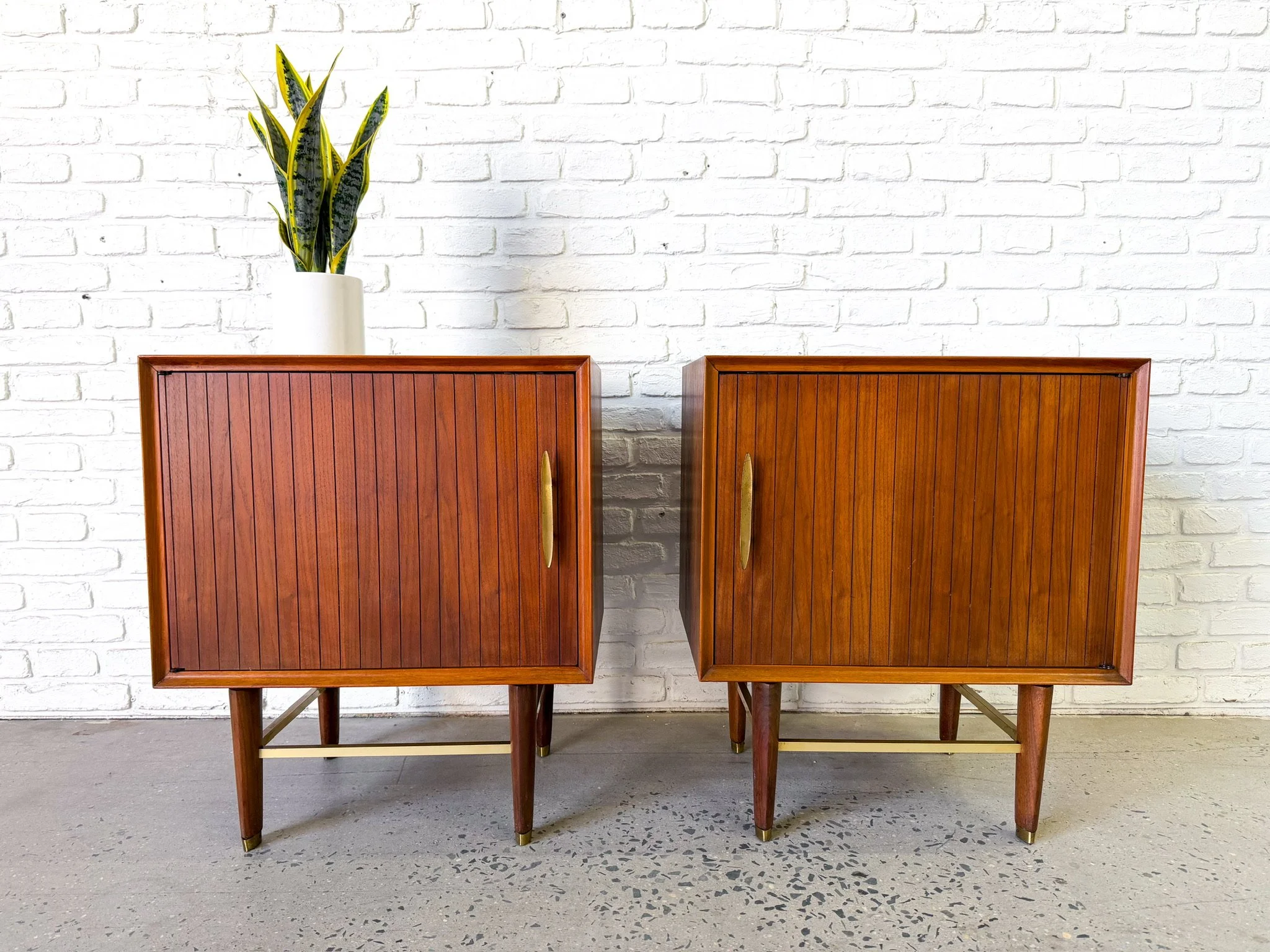 Pair of 1960s Walnut Nightstands2.jpg
