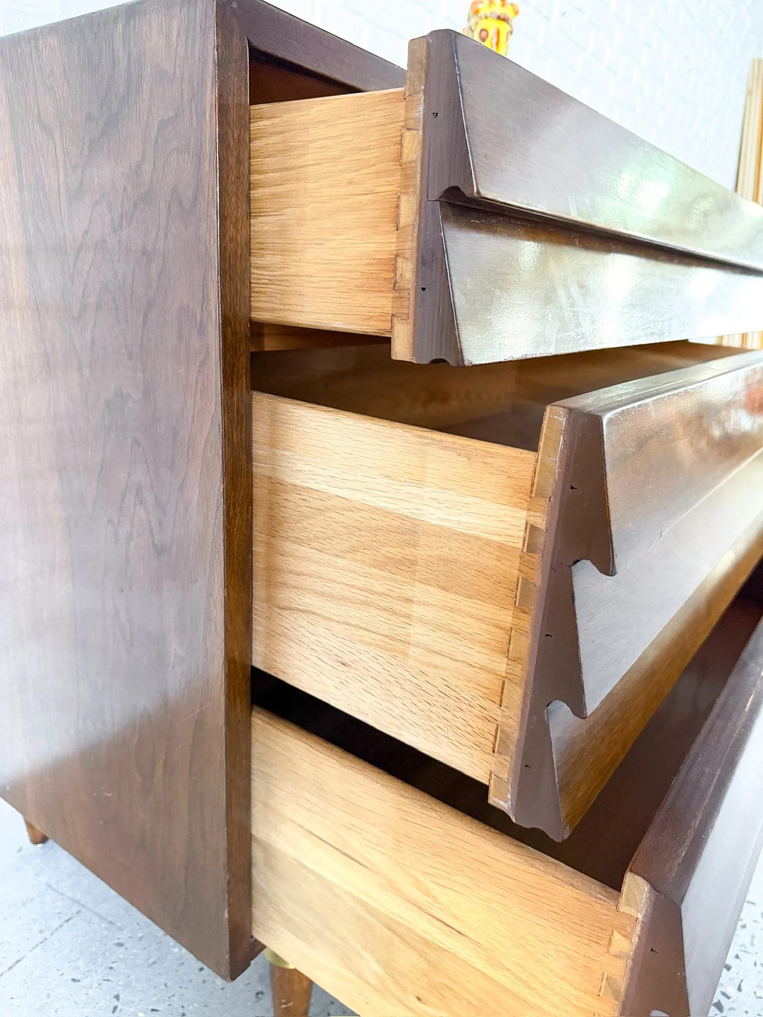 Drexel Dania Small Dresser8.jpg