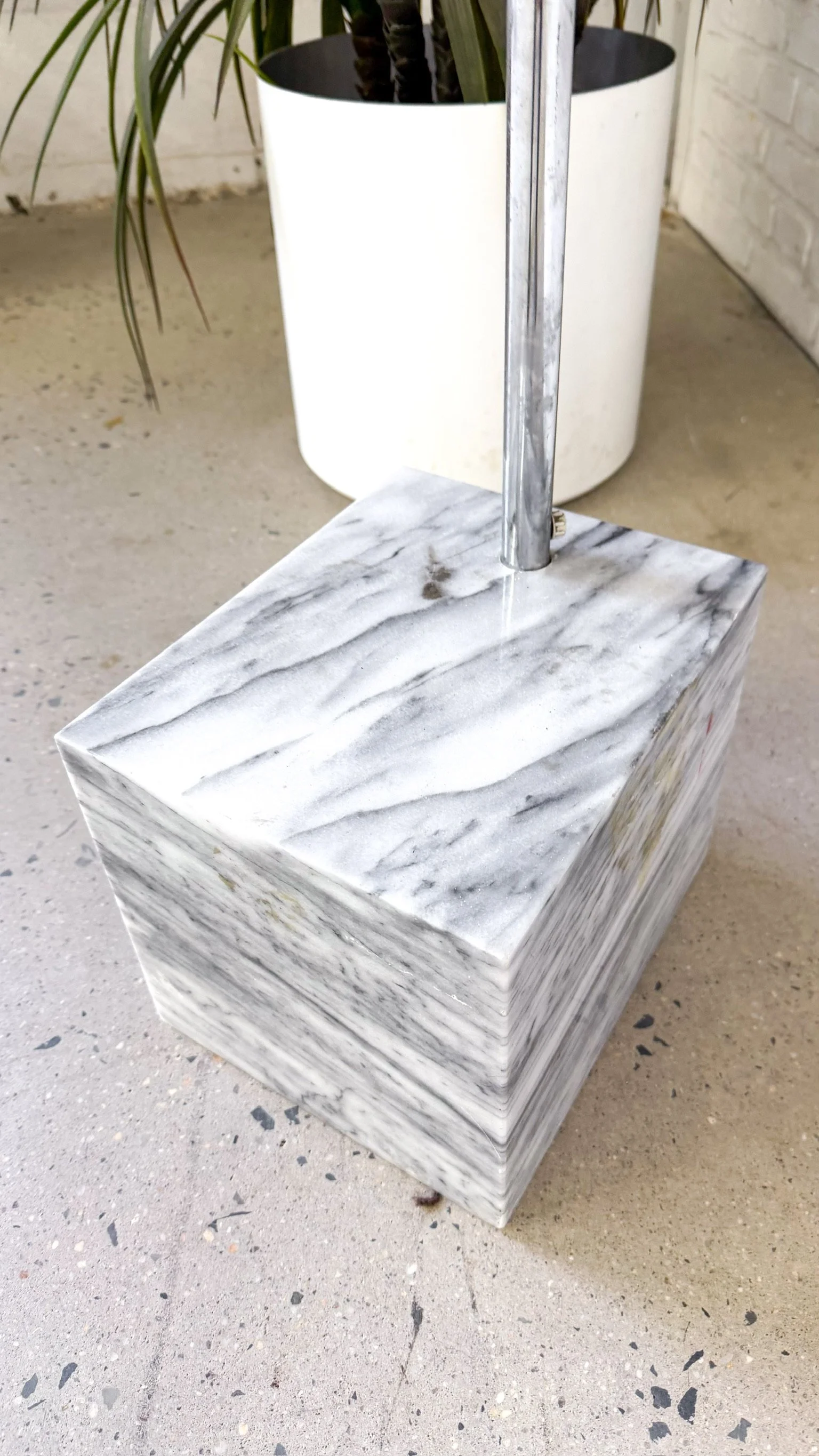 Harvey Guzzini Italian Arc Lamp7.jpg