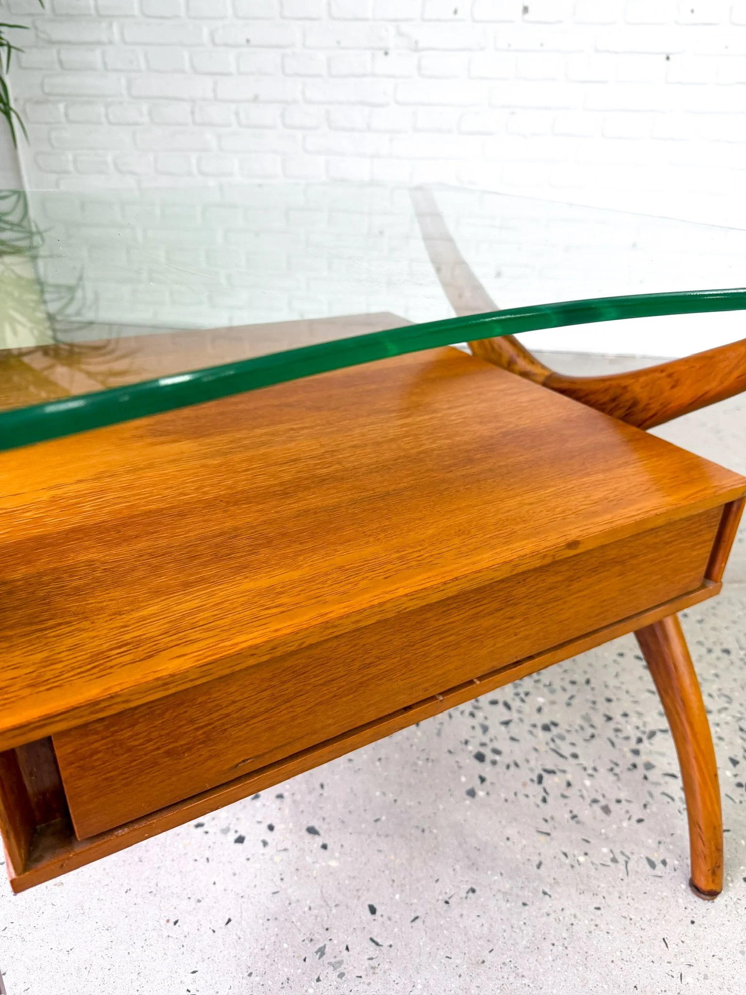 Glass Side Table 15.jpg