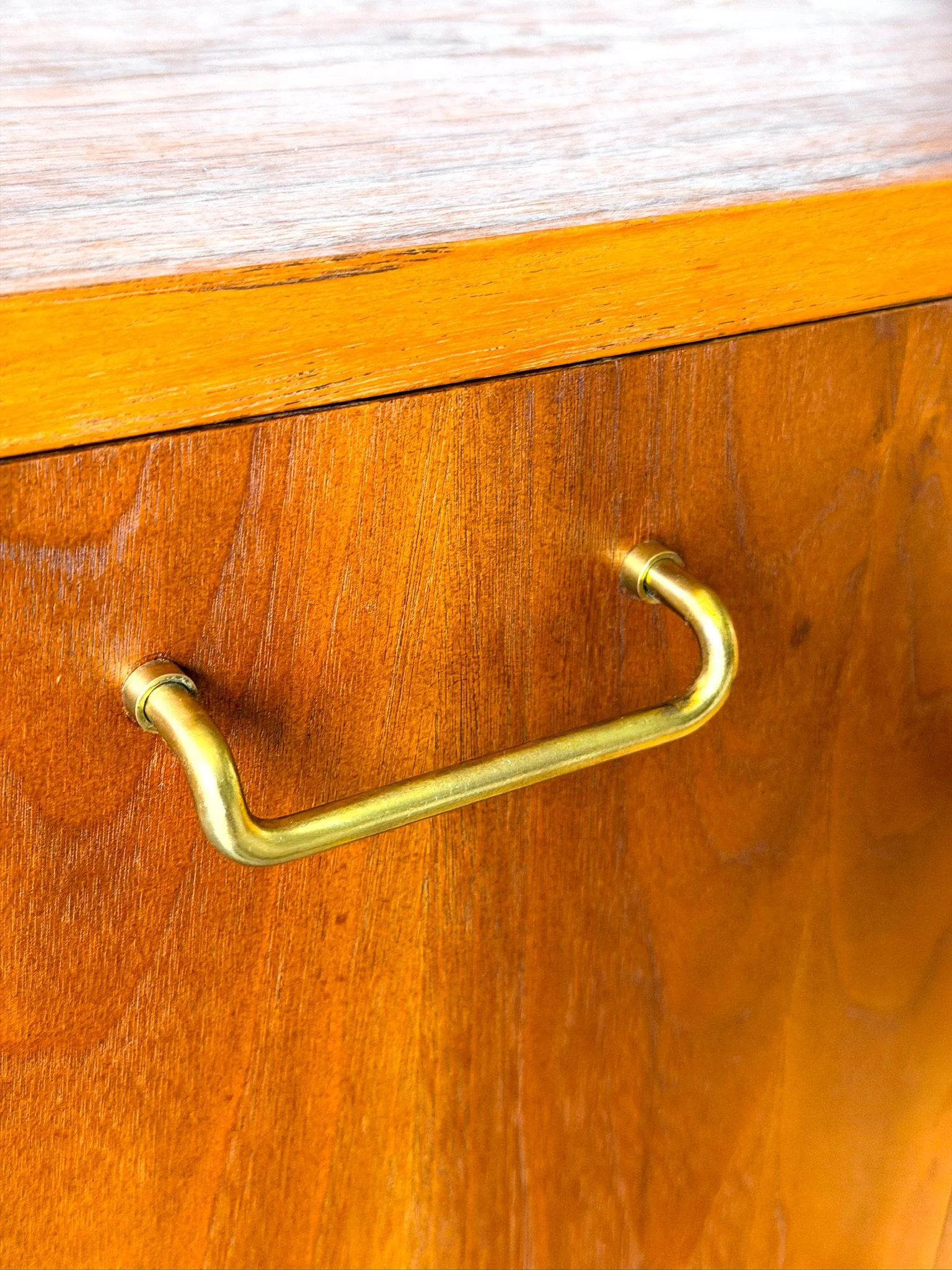 American of Martinsville Lowboy Dresser12.jpg