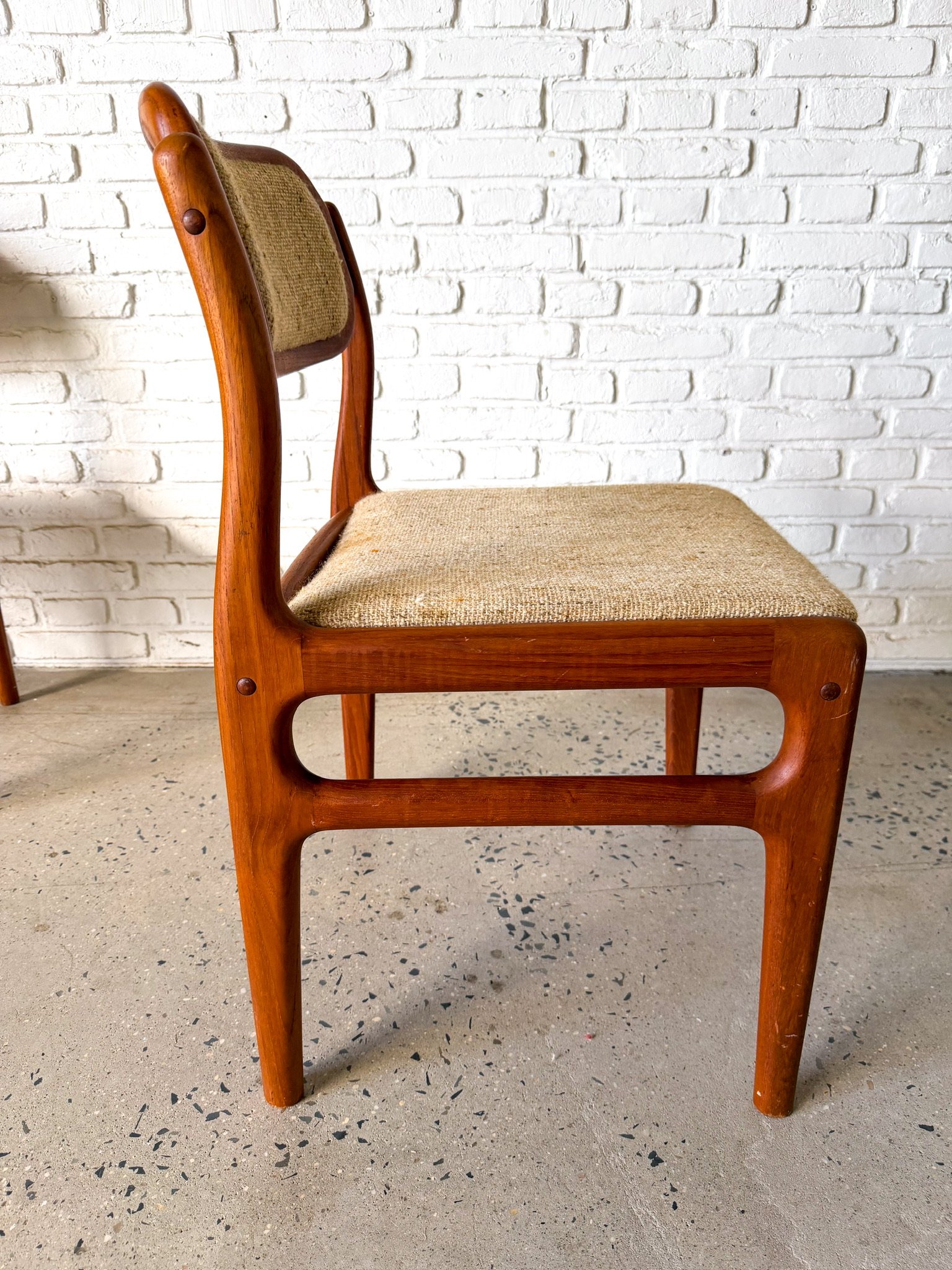 Set of 4 Solid Teak Dining Chairs by Dixie22.jpg