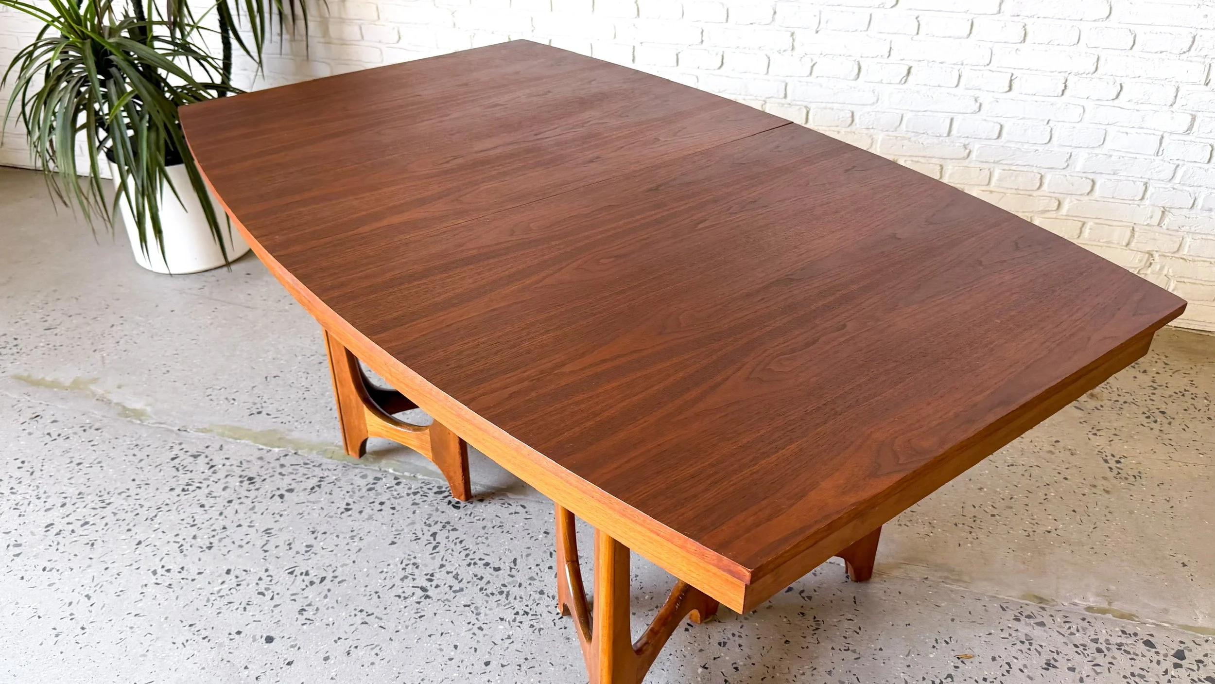 Mid Century Young MFG Dining Table with 2 leaves5.jpg