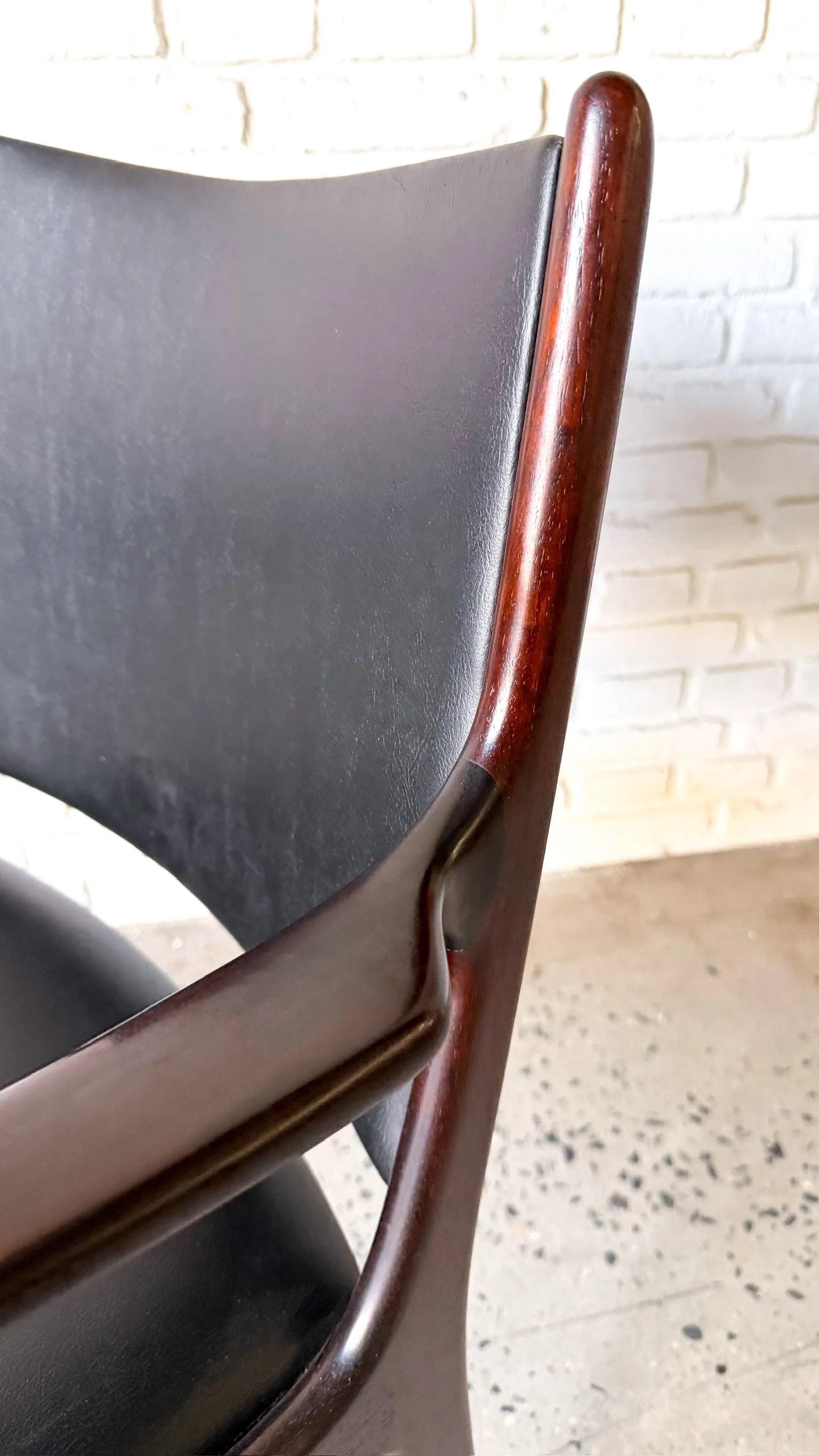 Johannes Andersen Danish Rosewood Dining Chairs11.jpg