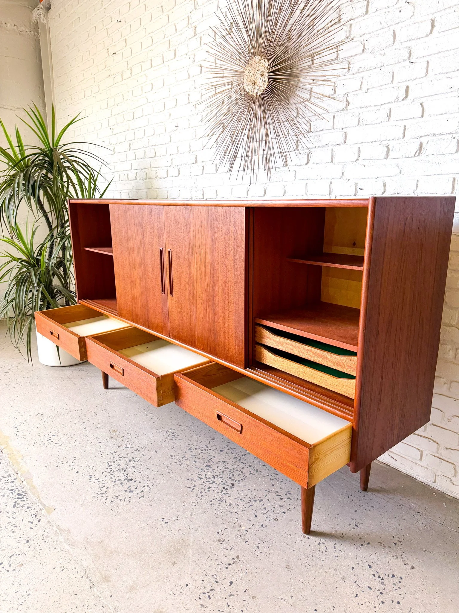 Danish Teak Highboard11.jpg