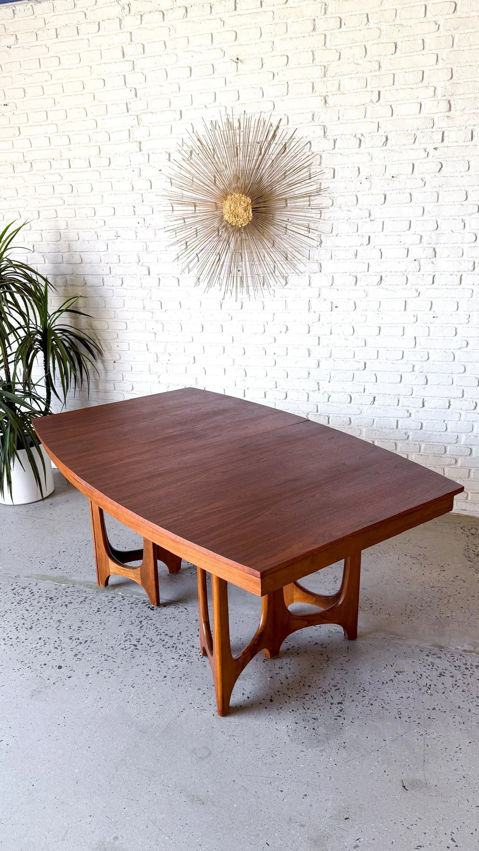Mid Century Young MFG Dining Table with 2 leaves3.jpg