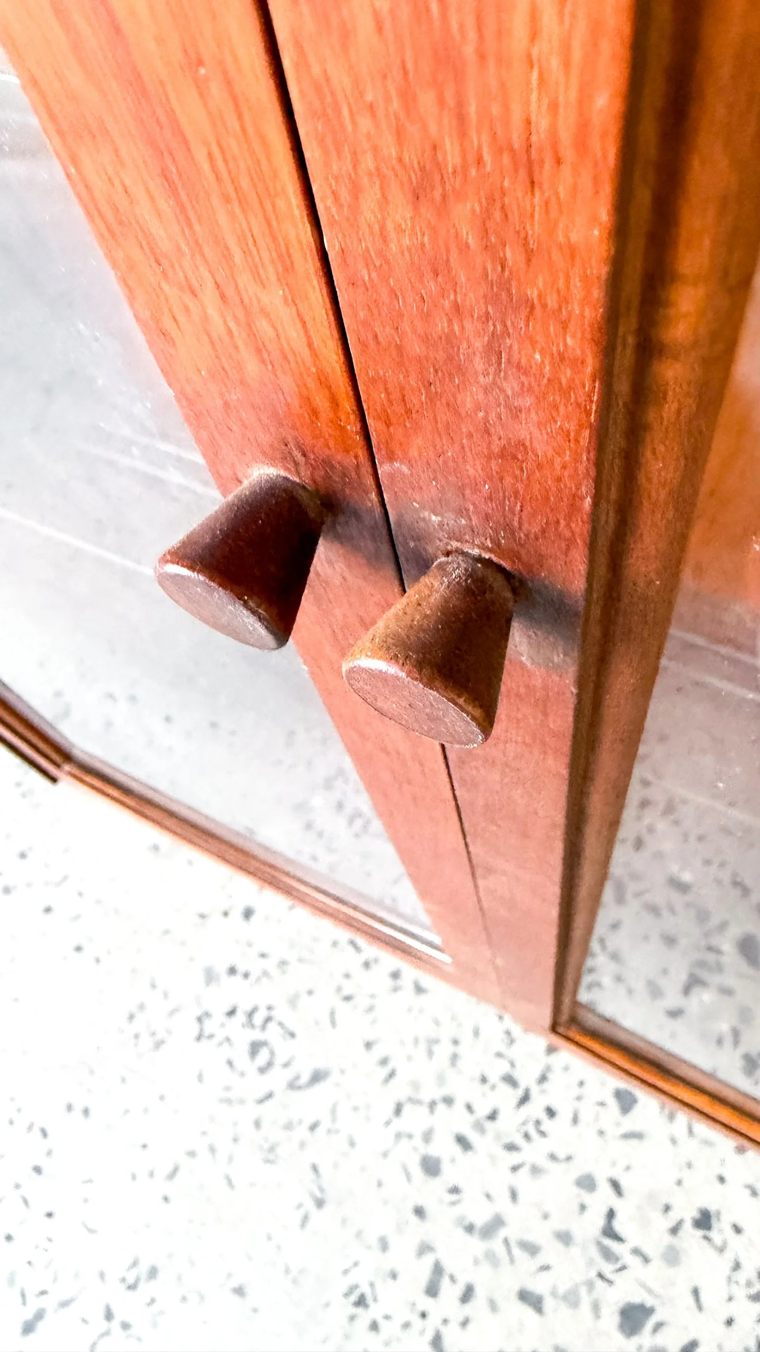 Mid Century Modern Walnut and Glass Curio Cabinet9.jpg