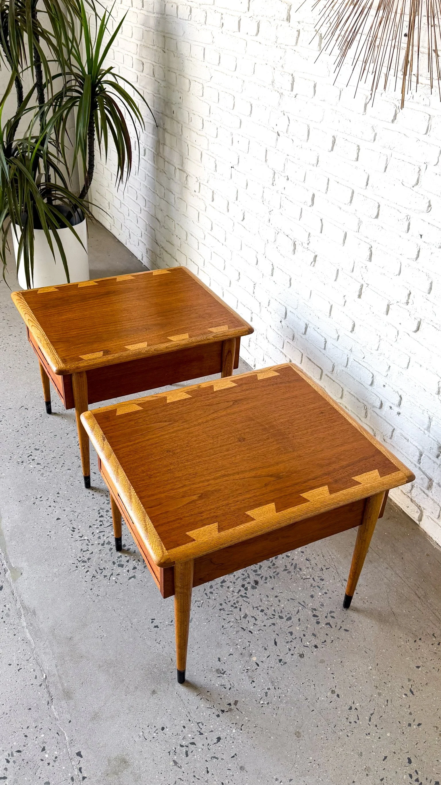 Lane Acclaim Side Tables Pair4.jpg