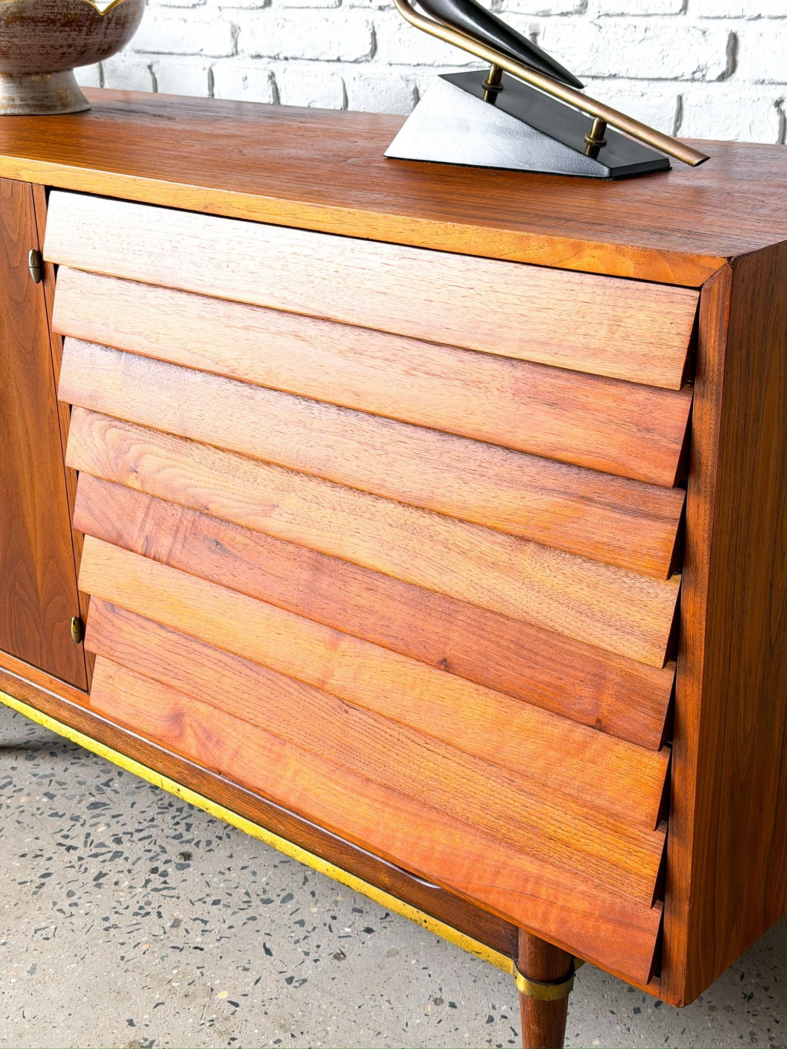 American of Martinsville Lowboy Dresser10.jpg