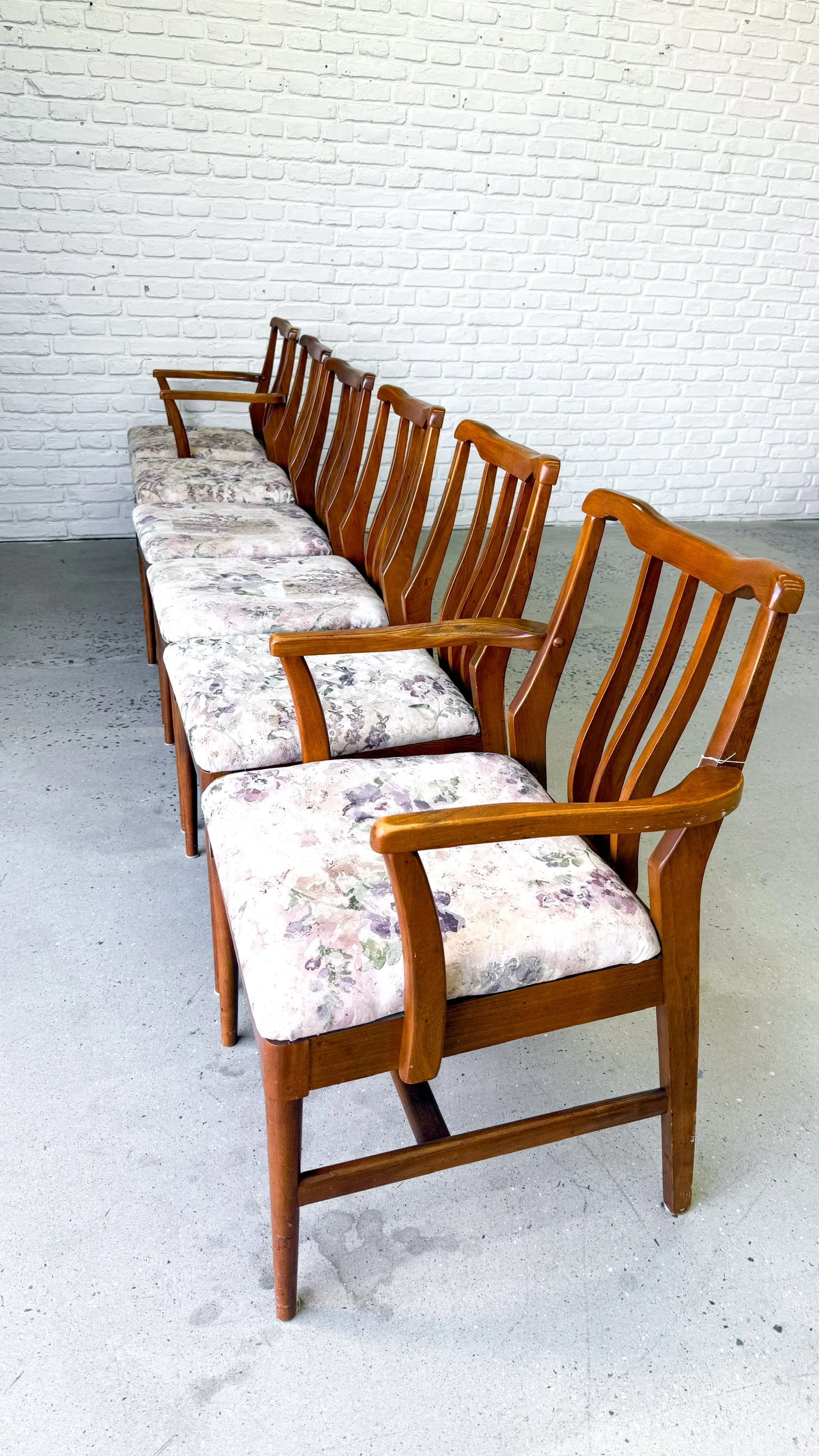 Young MFG Dining Chairs1.JPG