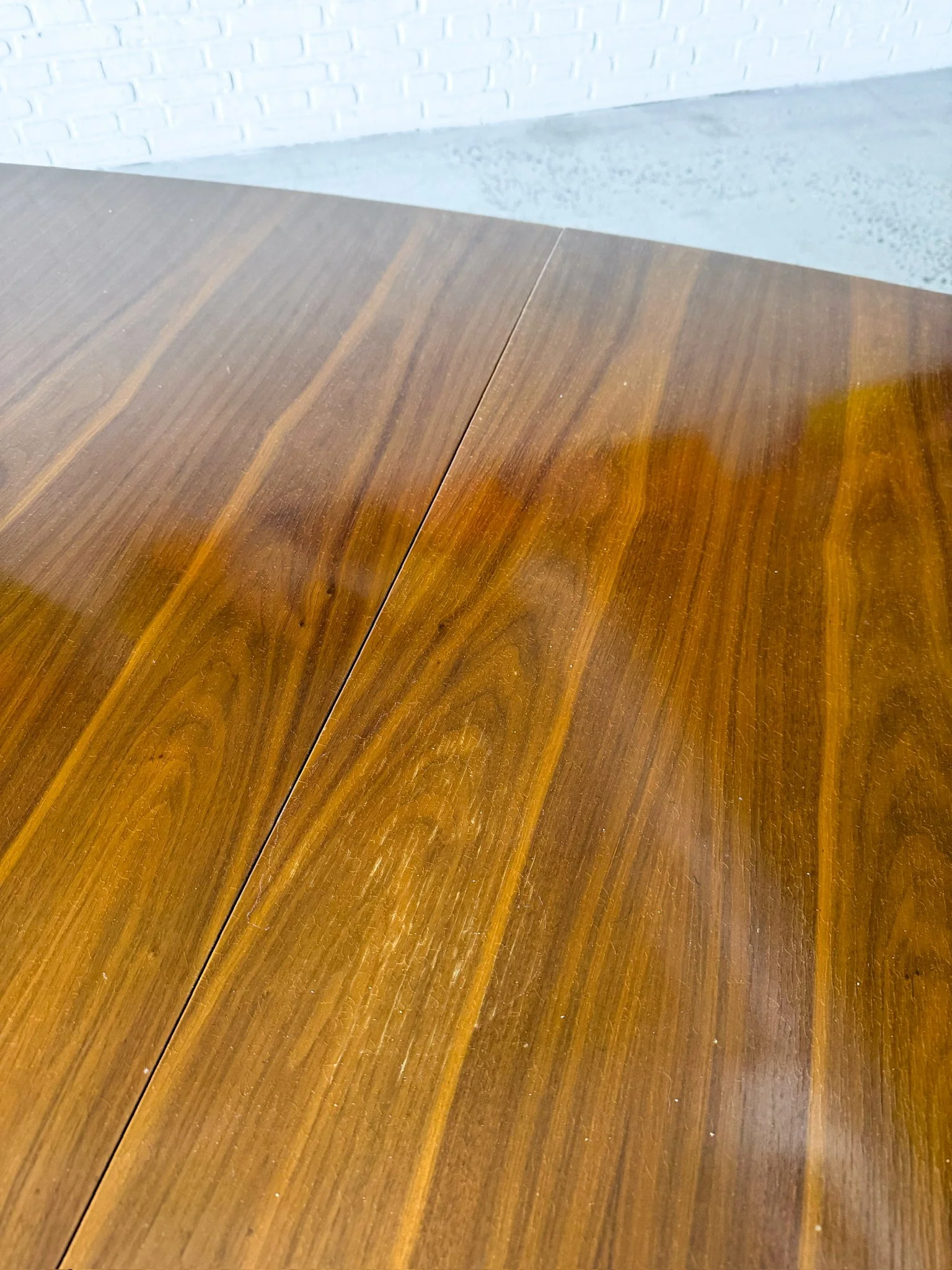 Young MFG Dining Table10.jpg