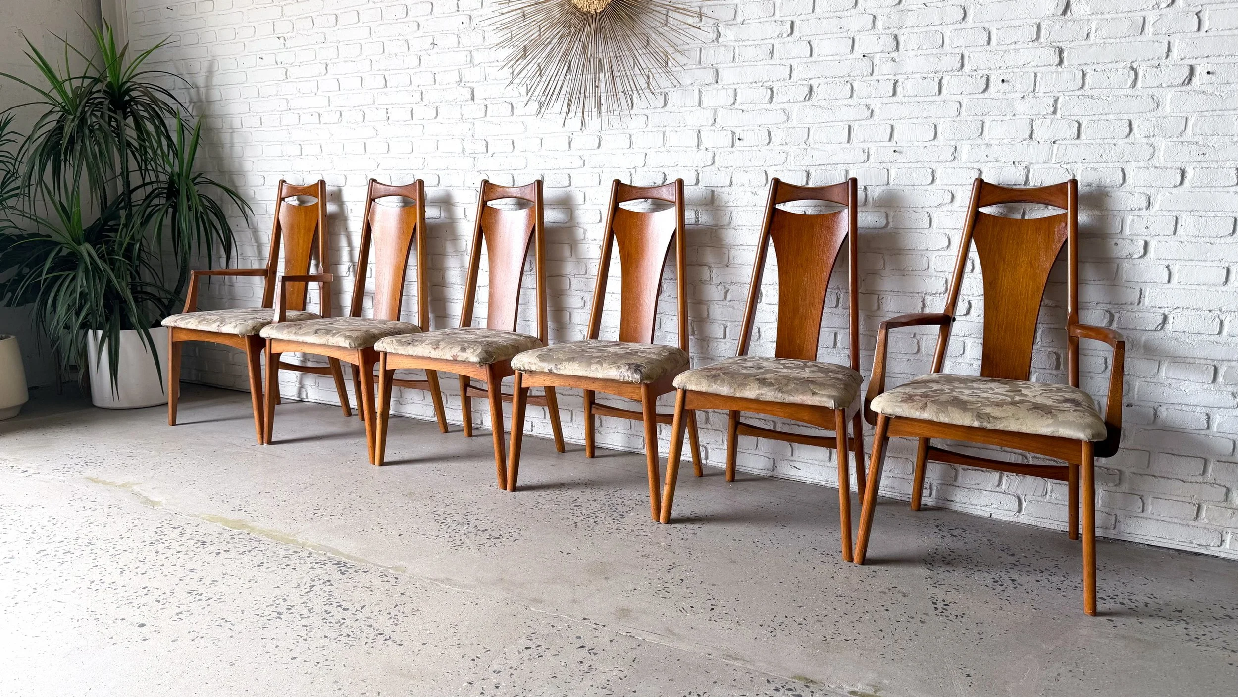 MCM Young MFG Dining Chairs Set of 63.jpg