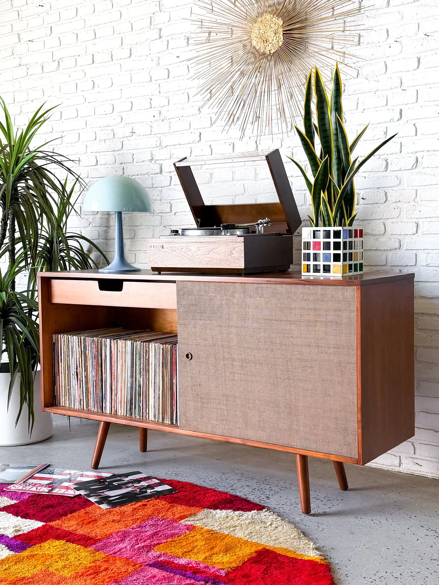Paul McCobb Credenza and Record Cabinet37.jpg