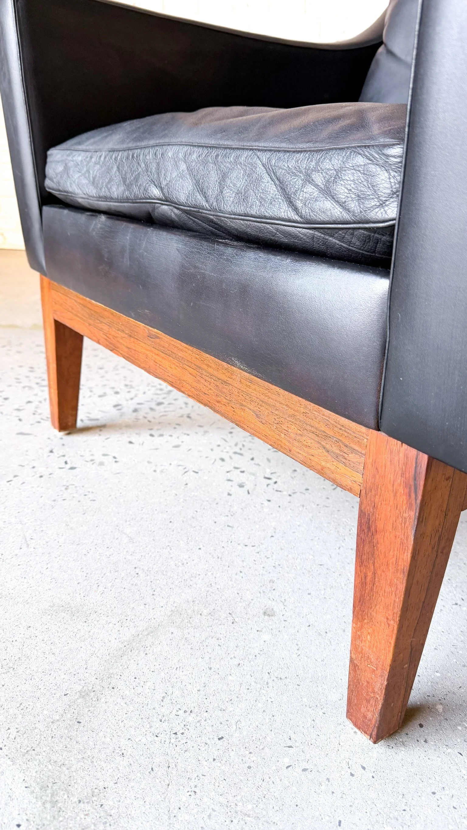 Kai Lyngfeldt Leather Lounge Chair with Rosewood Base2.jpg