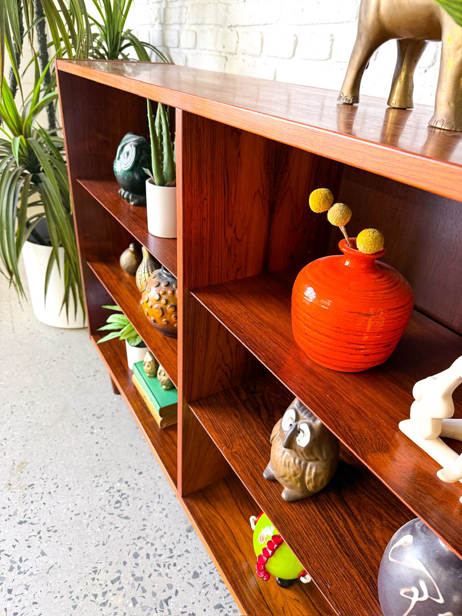 Danish Rosewood Bookshelf6.jpg