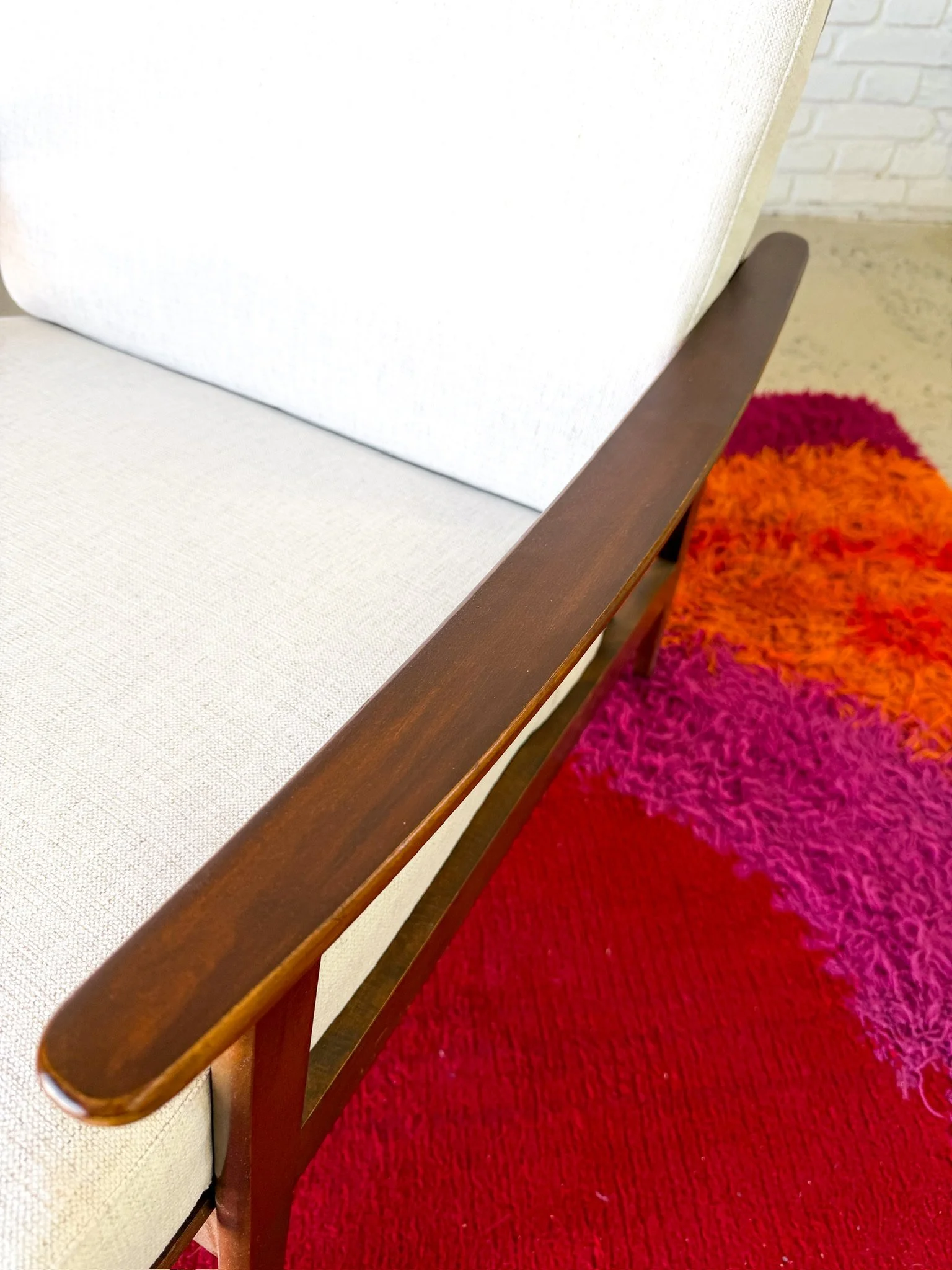 Mid Century Lounge Chair 23.jpg