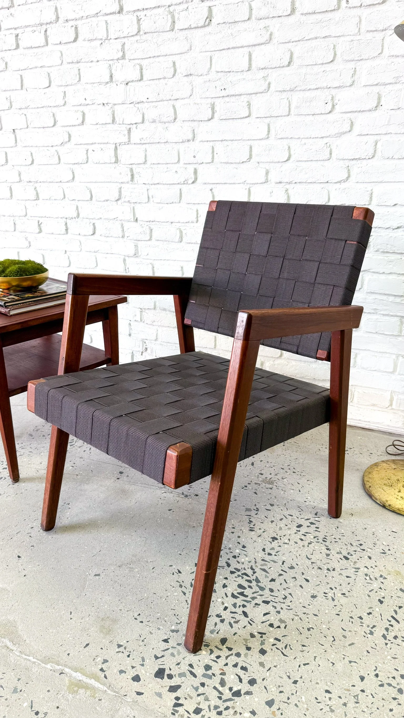 1950s Woven Strap Chair8.JPG