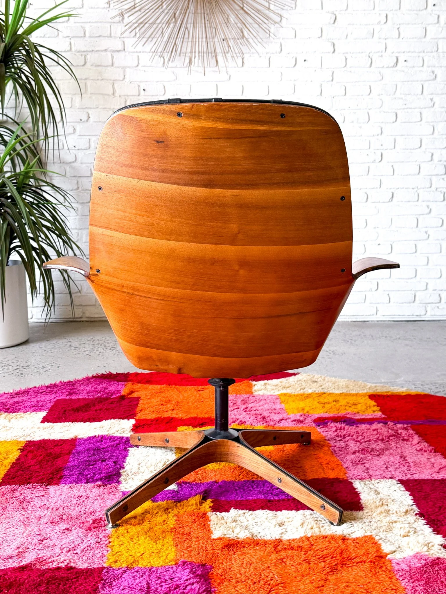 Mrs. Chair by George Mulhauser for Plycraft c. 1960s9.jpg