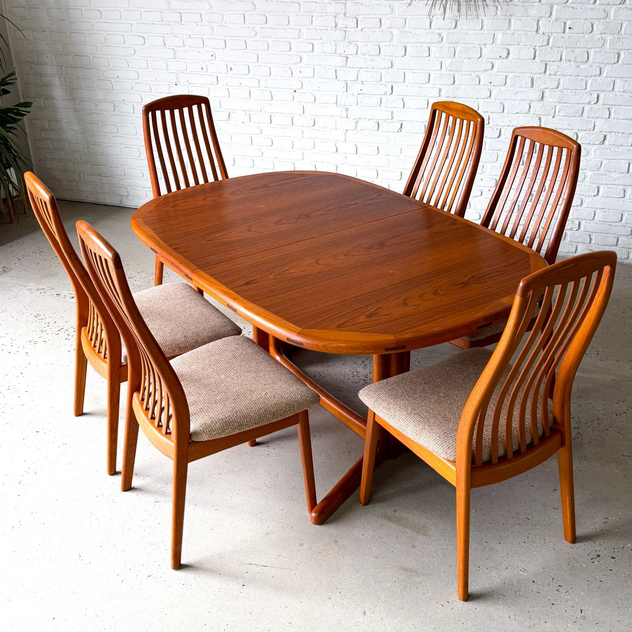 Danish Teak Highback Dining Chairs Set of 622.jpg