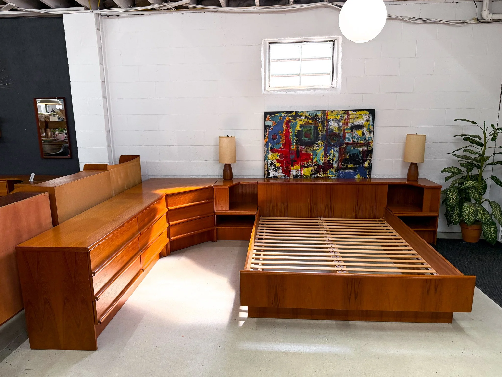 Danish Teak Queen Platform Bed with Nightstands and Matching Low Dresser1.jpg