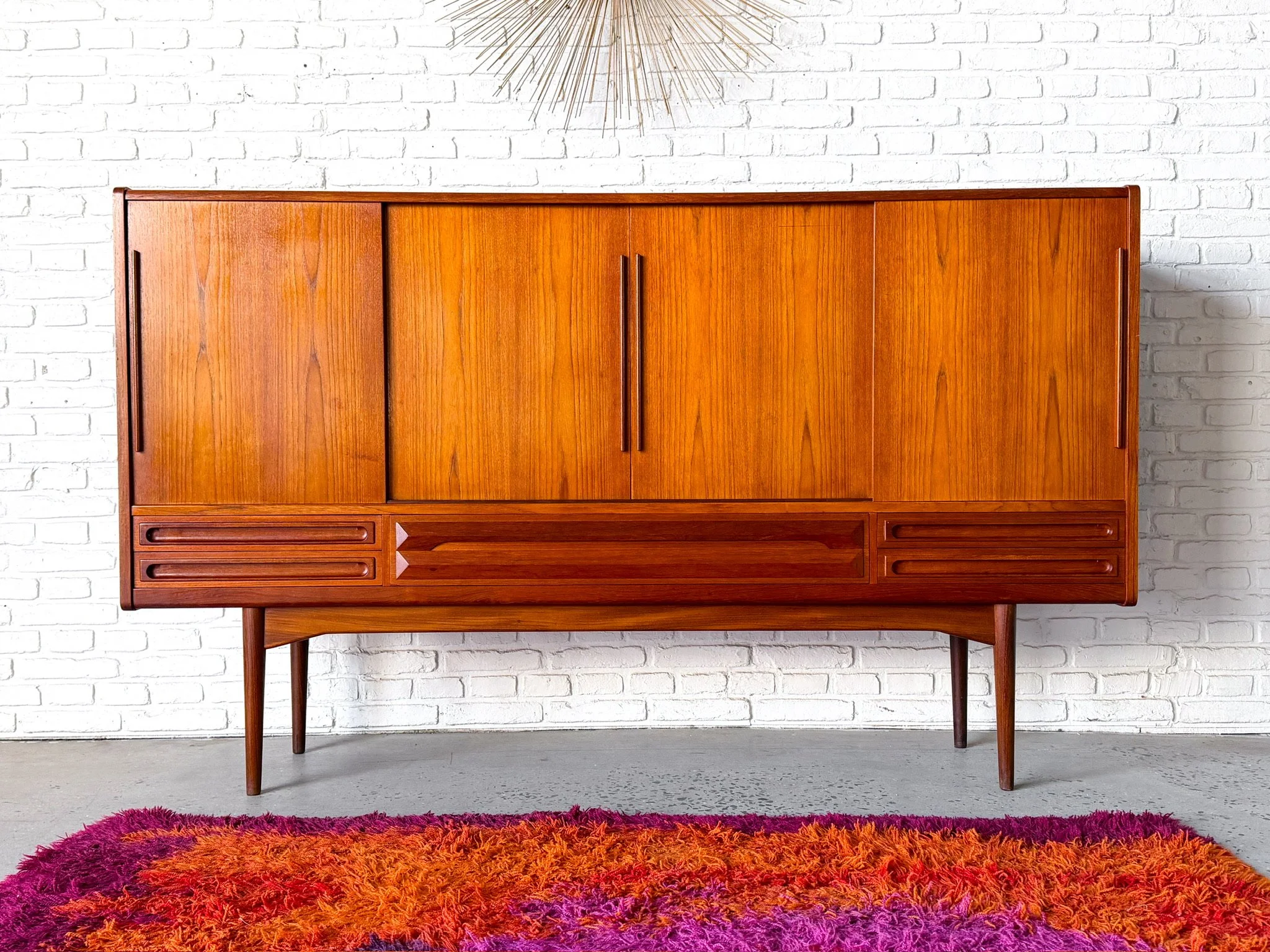 JOHANNES ANDERSEN DANISH TEAK SIDEBOARD C. 1960S5.jpg