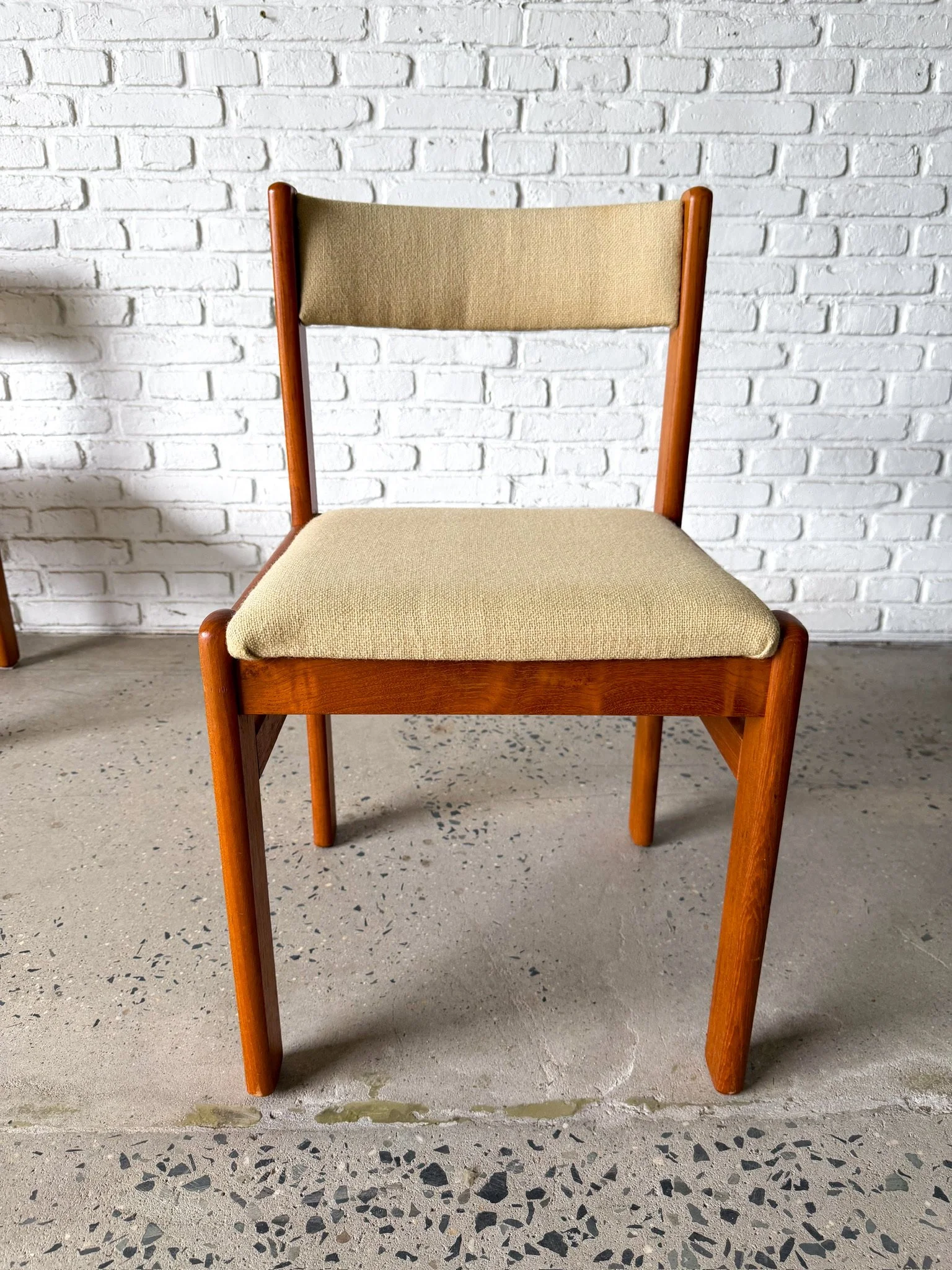 Set of 4 Danish Modern Teak Dining Chairs12.jpg