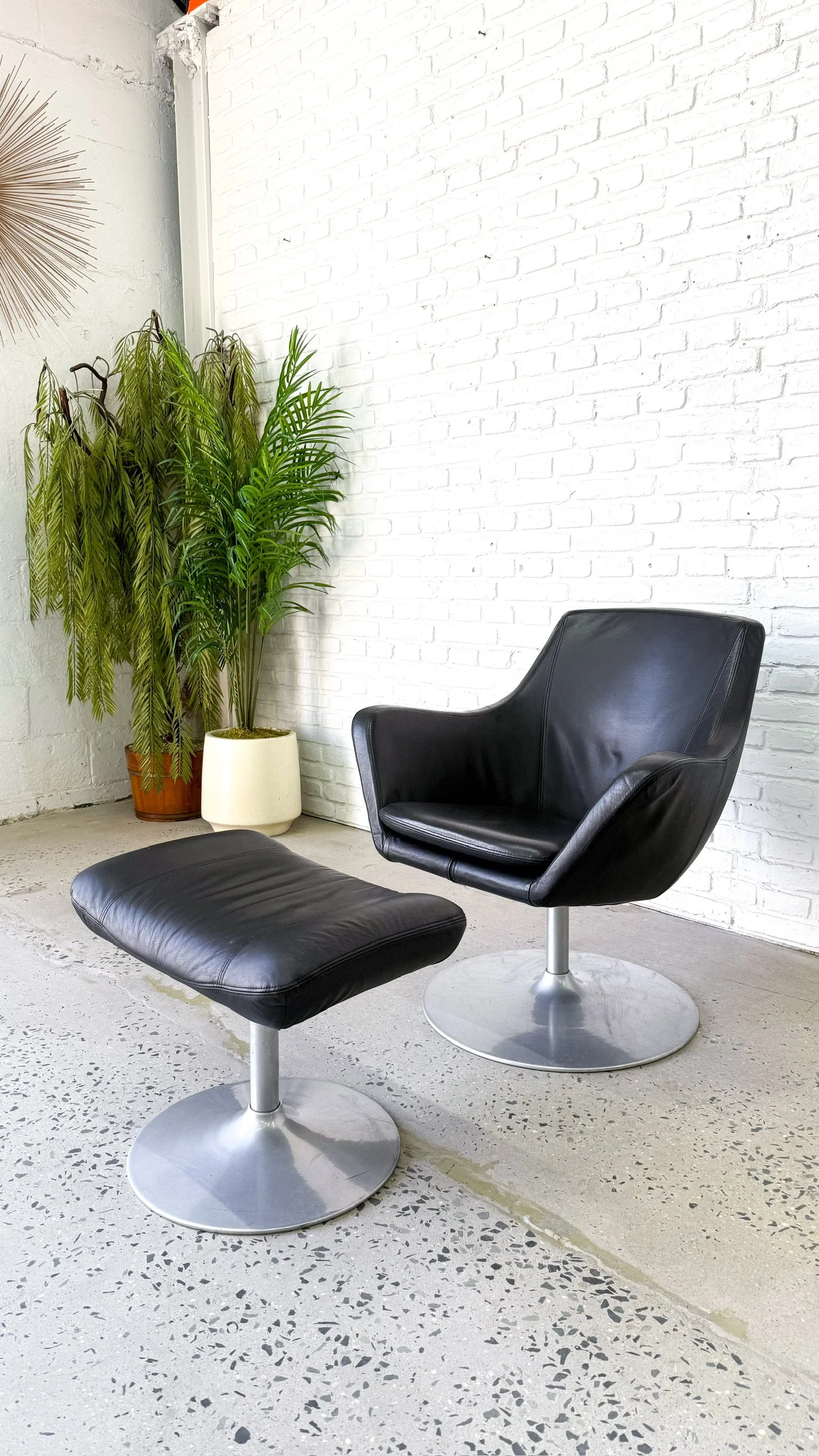 Bolia Leather Lounge Chair6.JPG