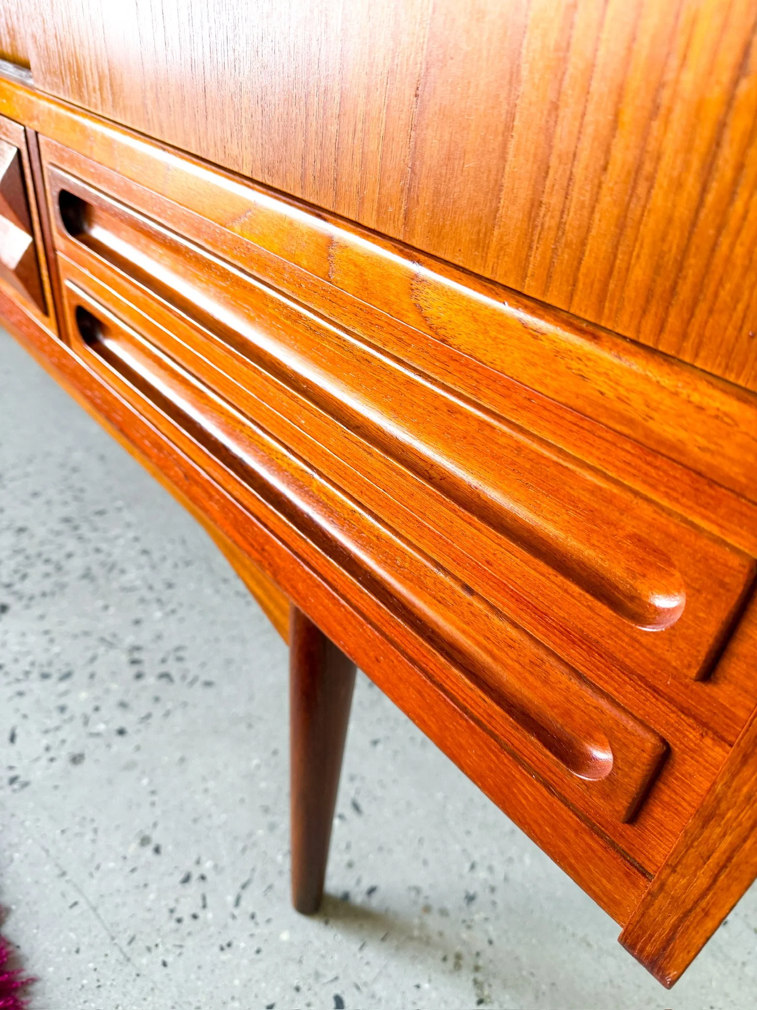 JOHANNES ANDERSEN DANISH TEAK SIDEBOARD C. 1960S8.jpg