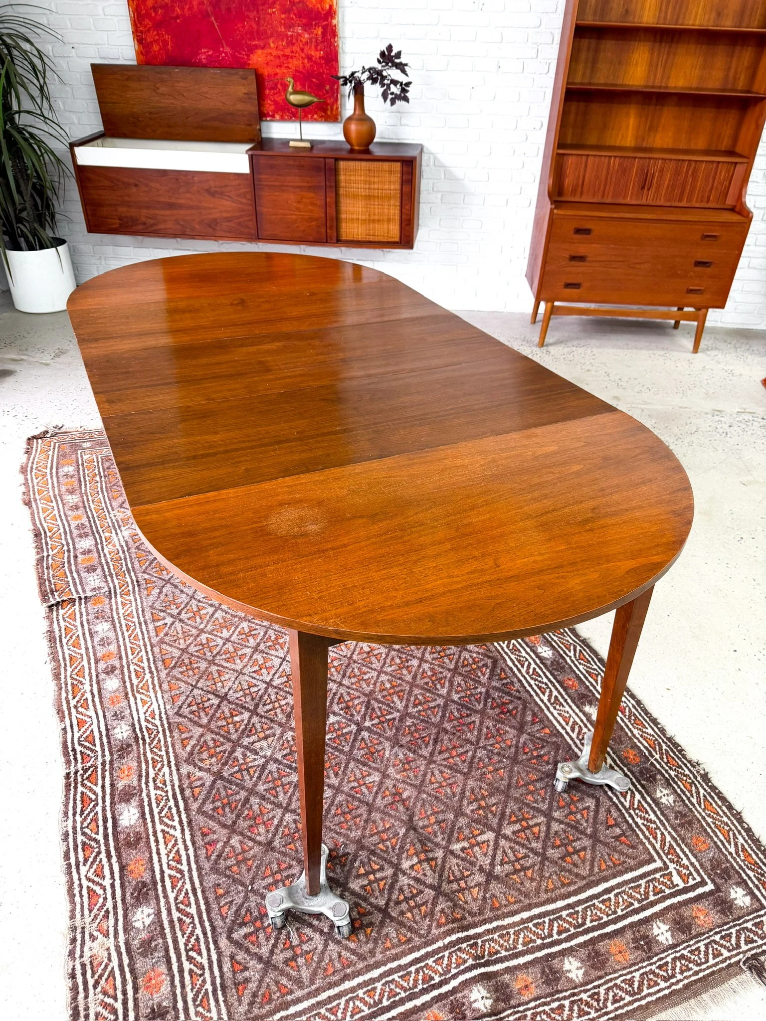 Round Walnut Mid Century Dining Table8.jpg